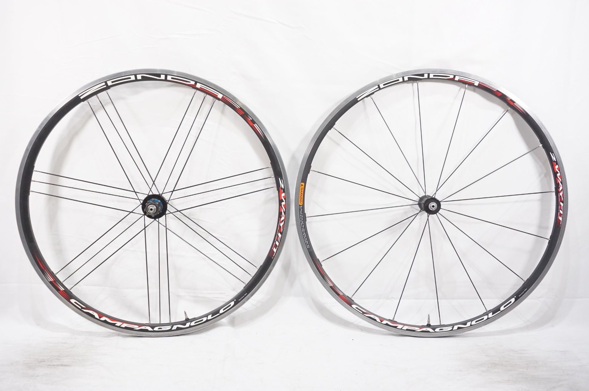 CAMPAGNOLO 「カンパニョーロ」 ZONDA 2WAY-FIT カンパフリー ホイールセット / AKIBA店
