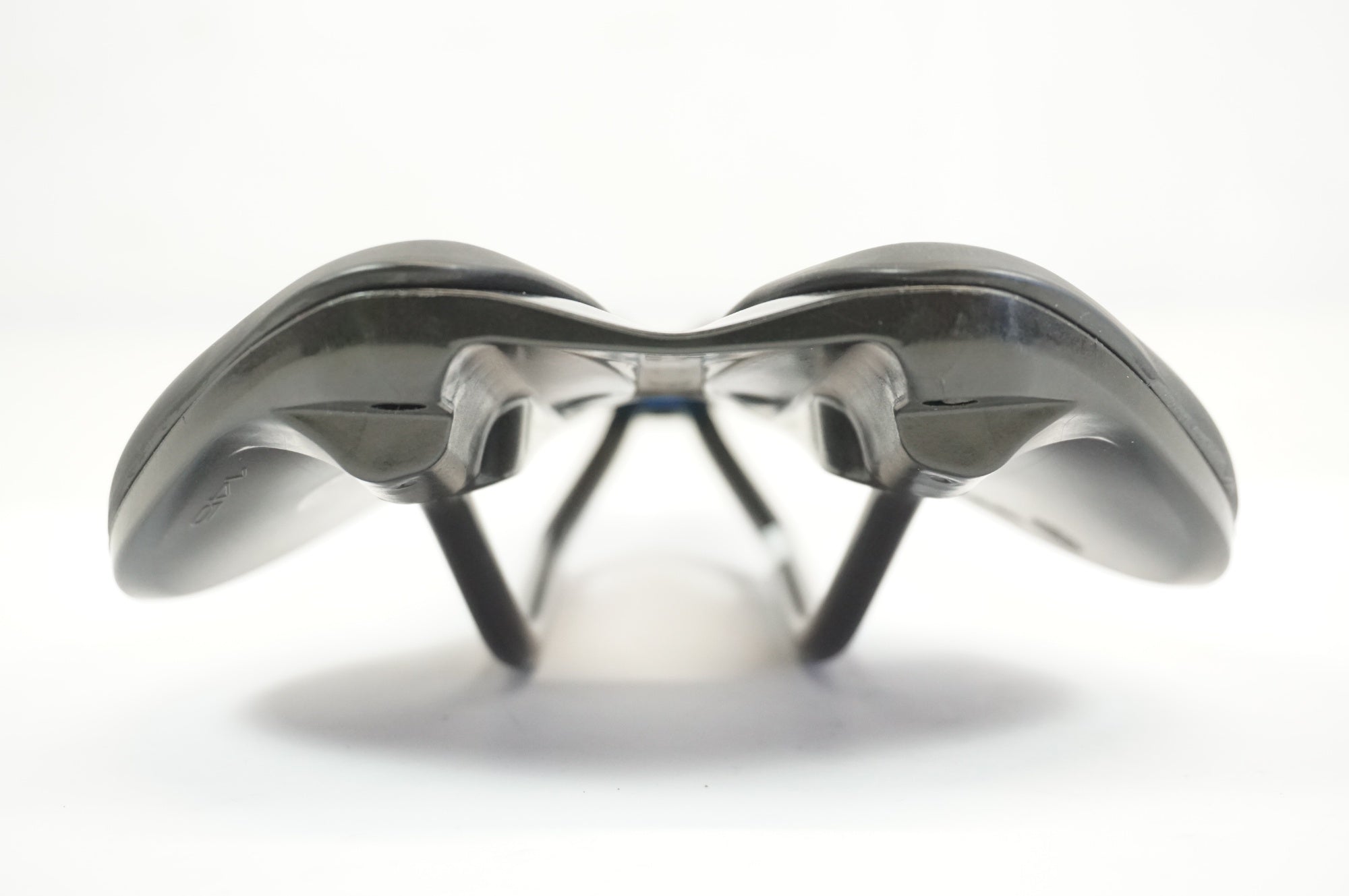 SELLE ITALIA 「セライタリア」 NOVUS BOOST EVO SUPERFLOW サドル / 宇都宮店