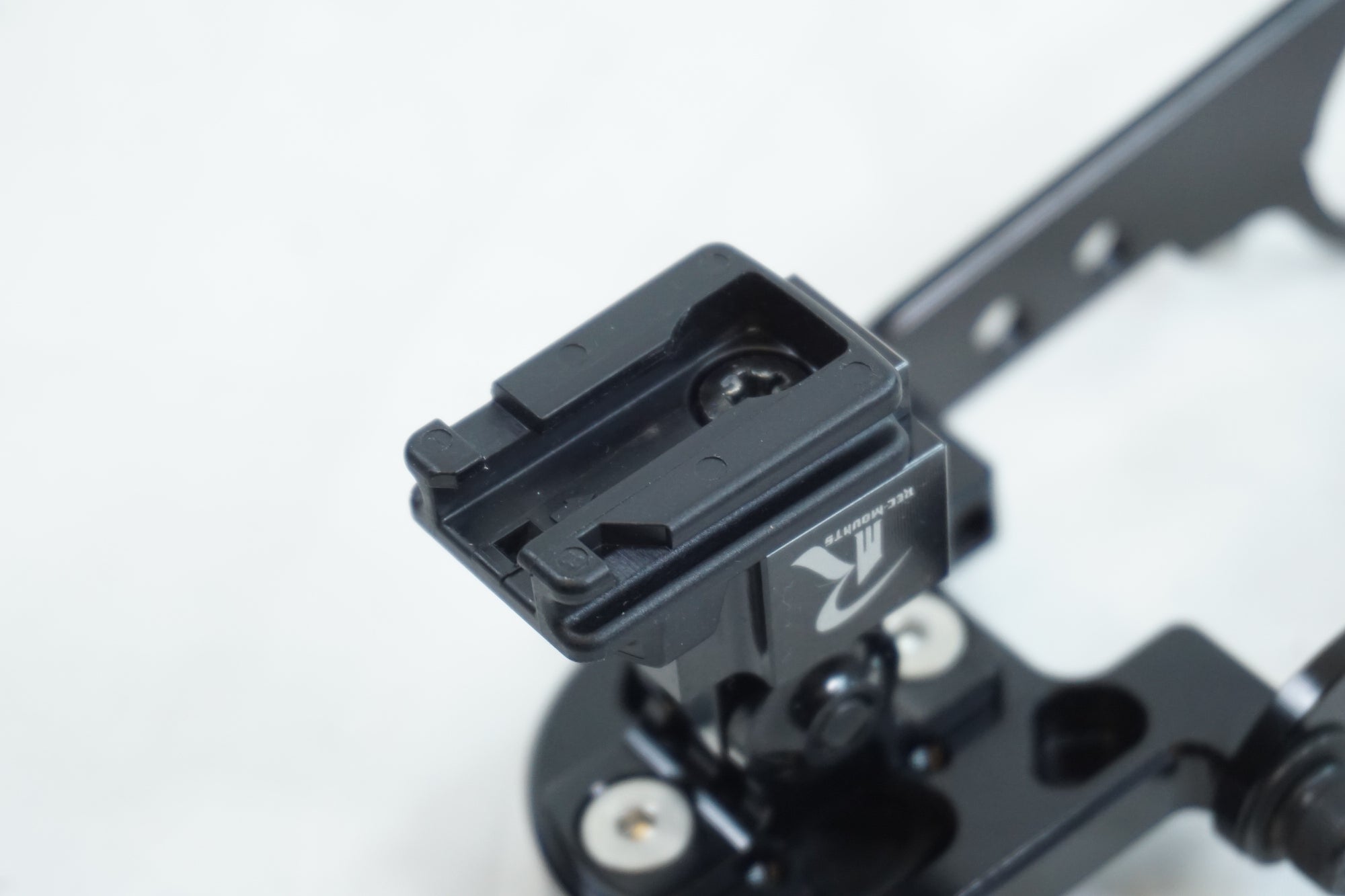 REC-MOUNTS 「レックマウント」 両持ちタイプ マウント / 有明ガーデン店