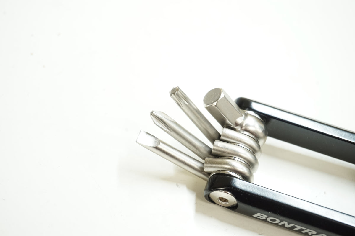 BONTRAGER 「ボントレガー」 COMP MULTI TOOL STEEL 携帯工具 / 大宮店