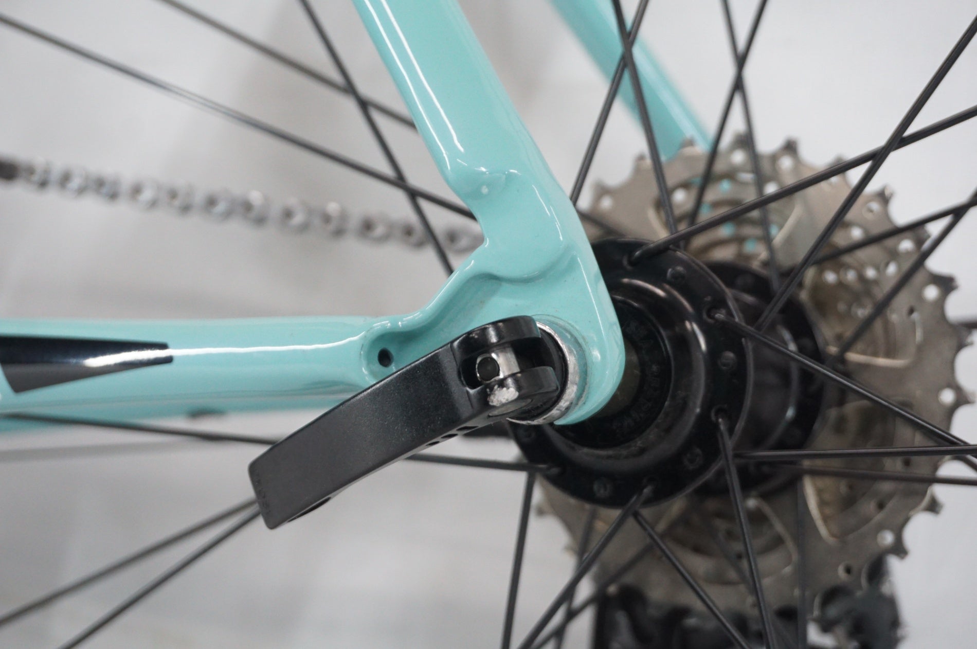 BIANCHI 「ビアンキ」 SEMPRE PRO TIAGRA 2018年モデル ロードバイク / 阪急塚口店