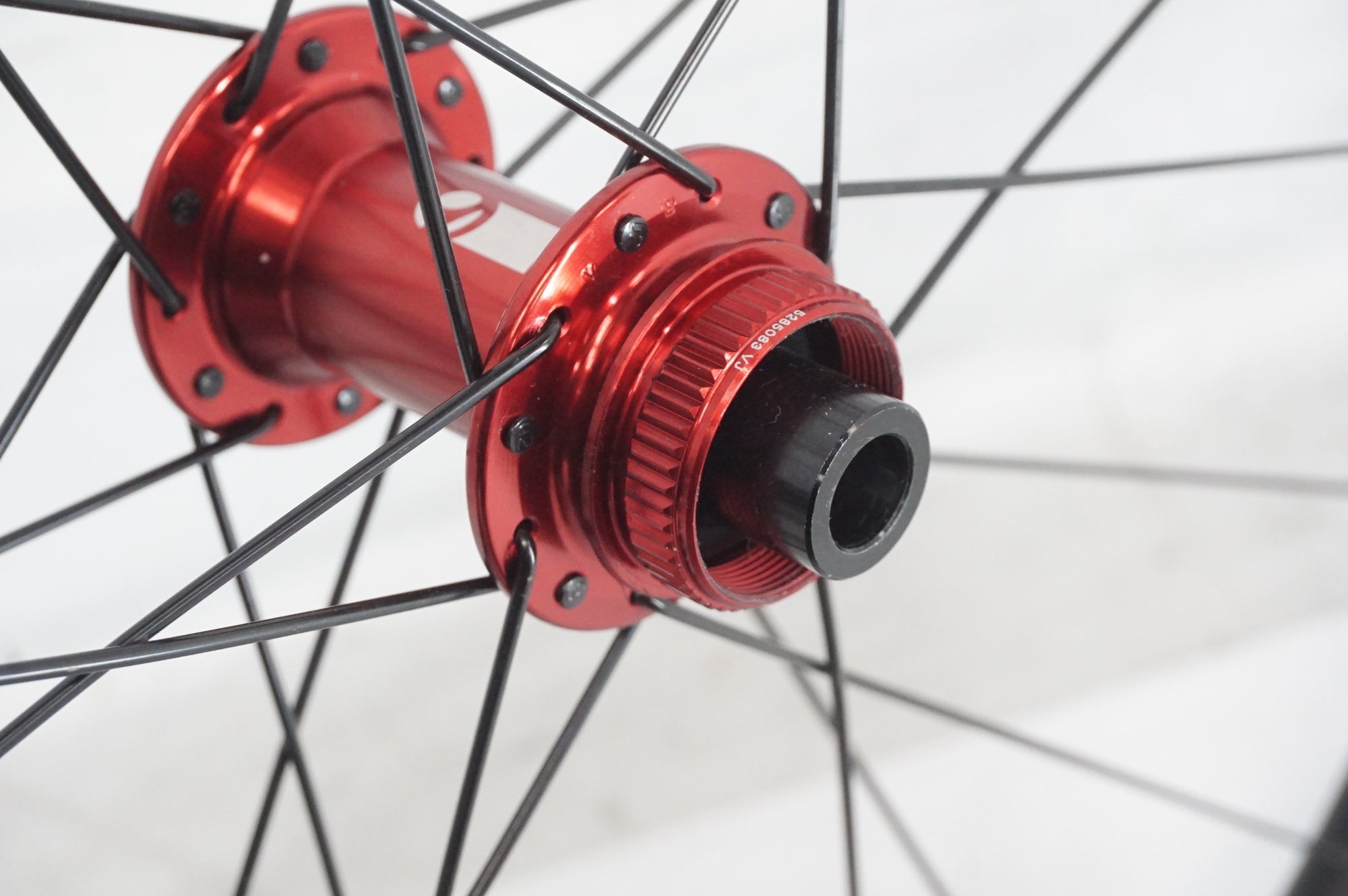 BONTRAGER 「ボントレガー」 PARADIGM SL DISC シマノ11速 ホイールセット / 阪急塚口店