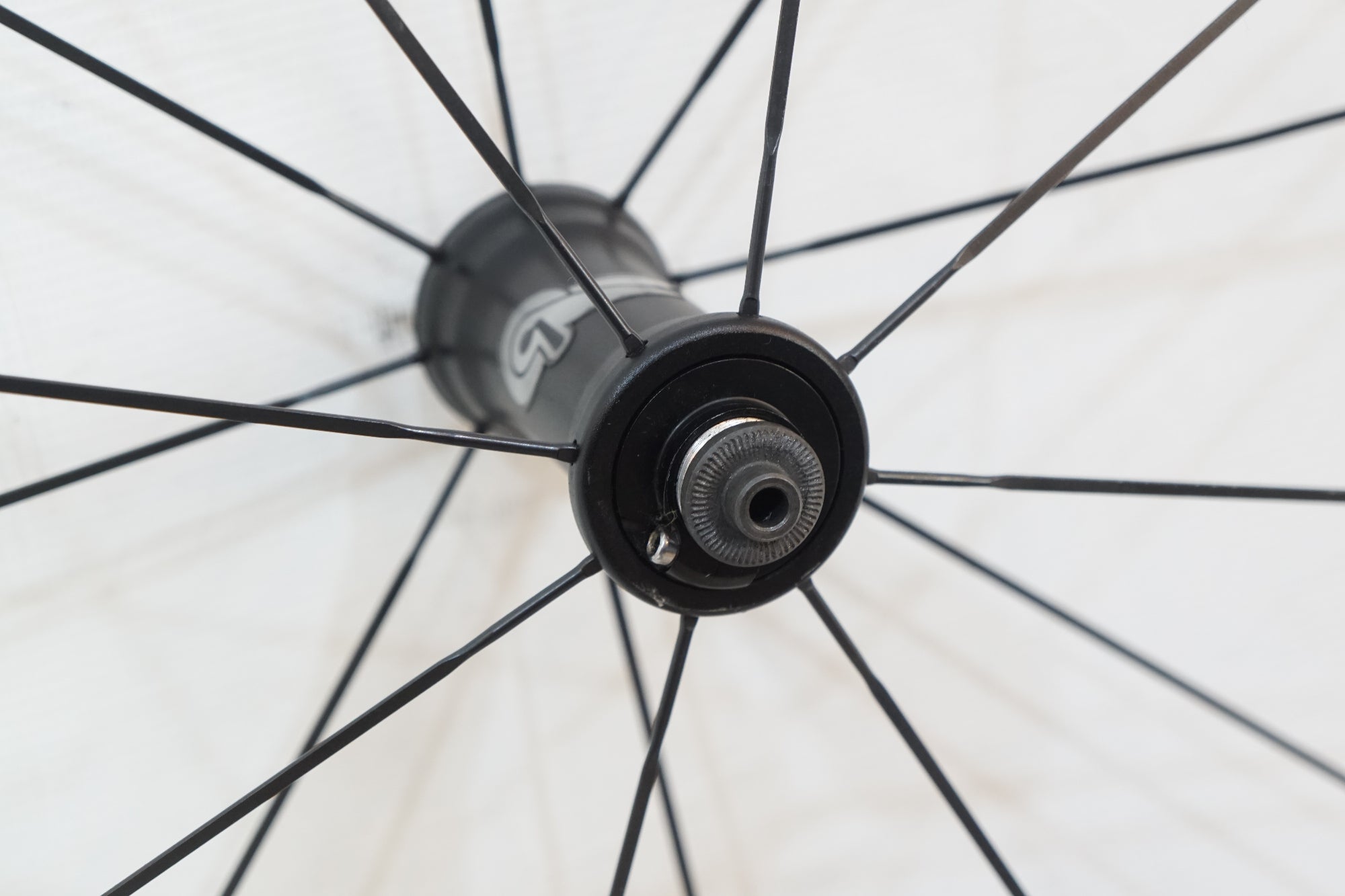 CAMPAGNOLO 「カンパニョーロ」 SCIROCCO 35 C15 シマノ11速 ホイールセット / バイチャリ浦和ベース