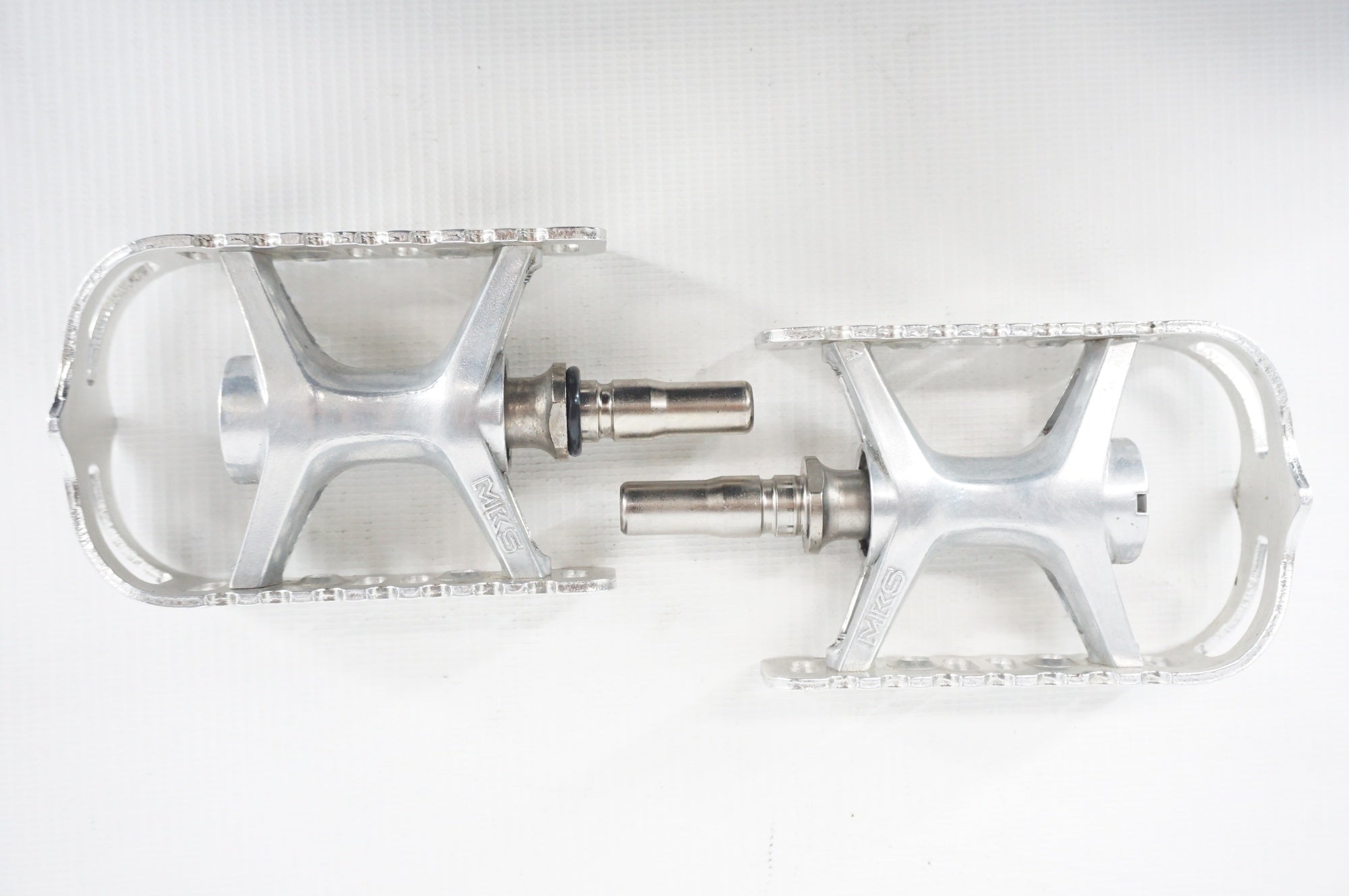 MKS 「ミカシマ」 UB-LITE EZY ペダル / 阪急塚口店