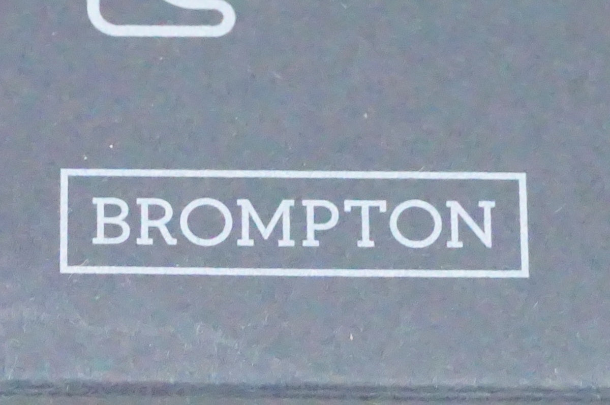 BROMPTON 「ブロンプトン」 SUPERLIGHT CARBON サドル / 名古屋大須店
