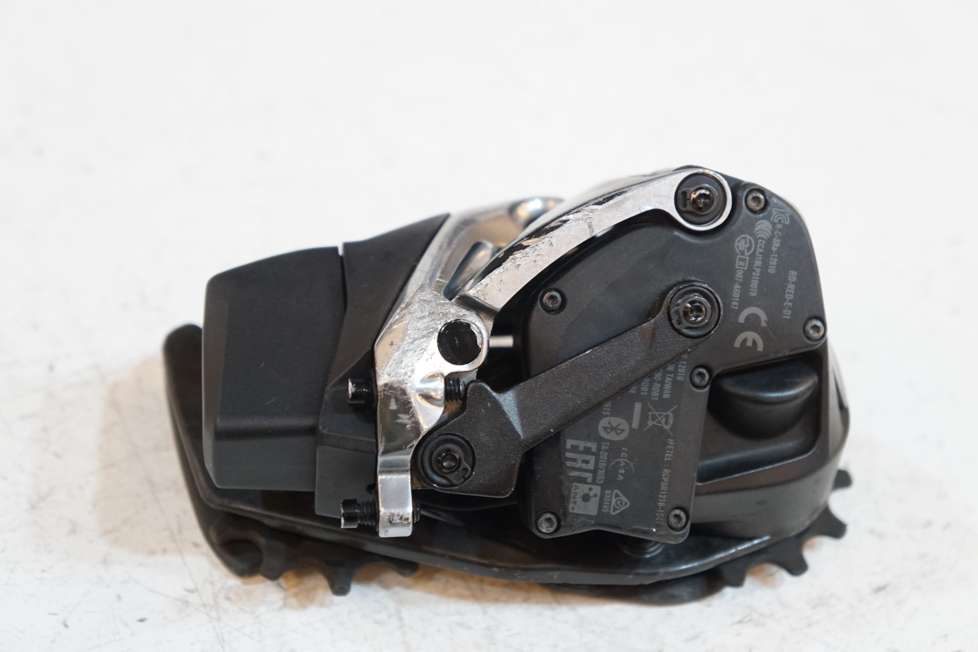 SRAM 「スラム」 RED e-TAP リアディレイラー / バイチャリ浦和ベース