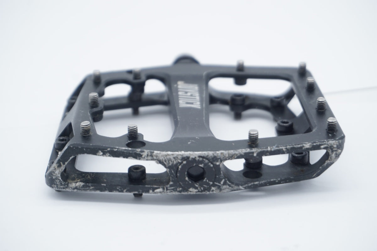 JOYSTICK COMPONENTS 「ジョイスティック・コンポーネンツ」 BUILDER ペダル / 滋賀大津店