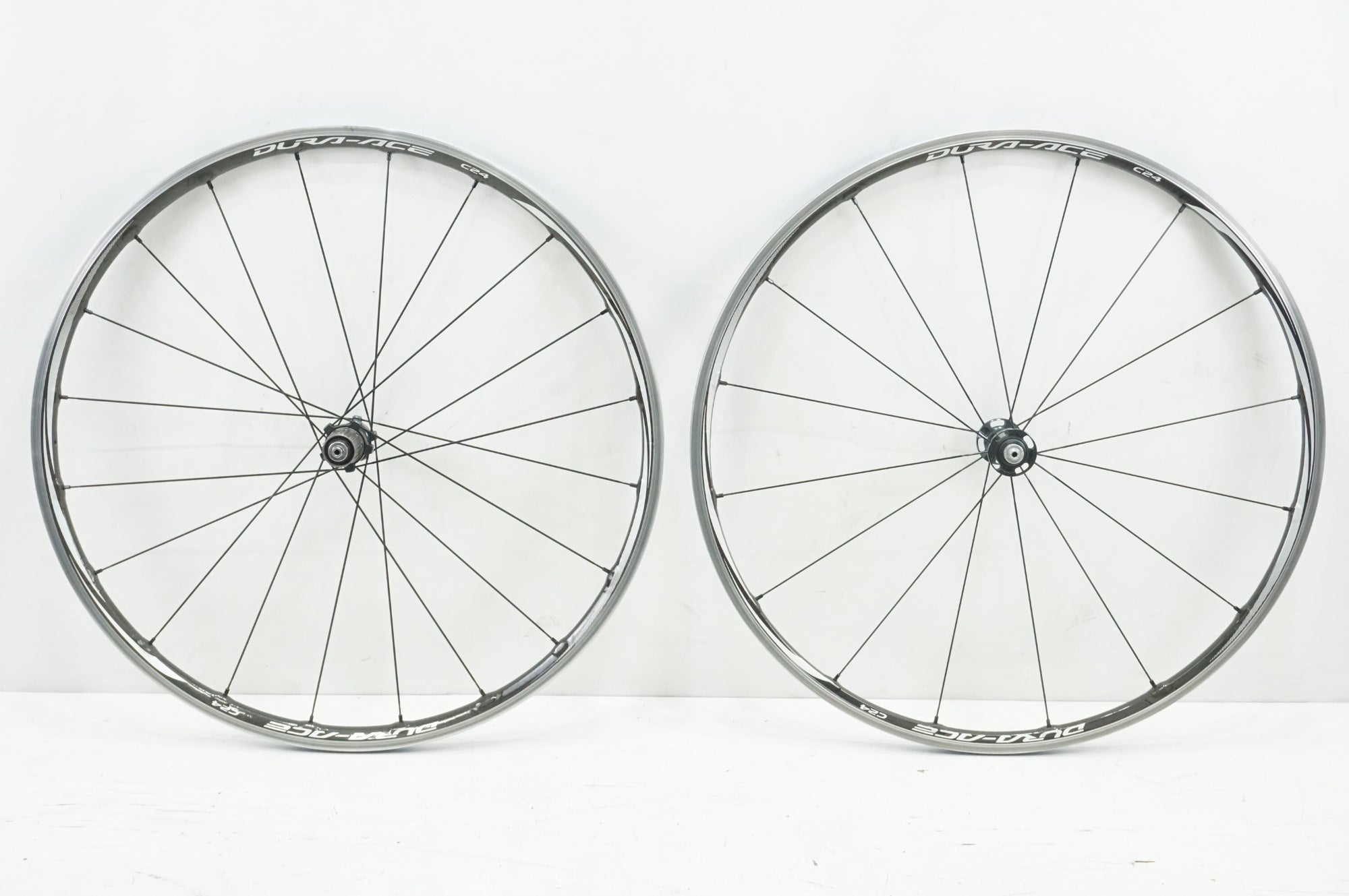 SHIMANO 「シマノ」 DURA-ACE WH-9000-CL-C24 シマノ11S ホイール