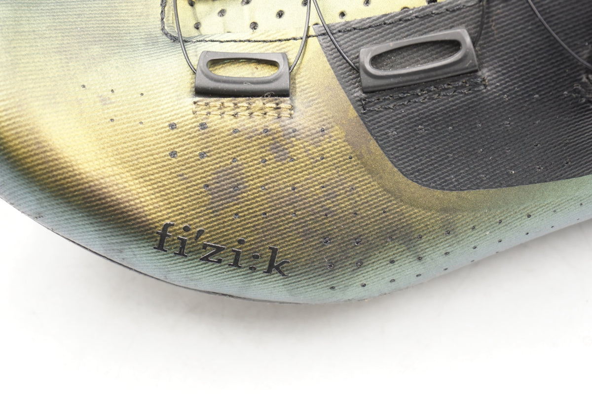 FIZIK 「フィジーク」 TEMPO OVERCURVE R4 IRIDESCENT 25.7cm シューズ / 奈良店
