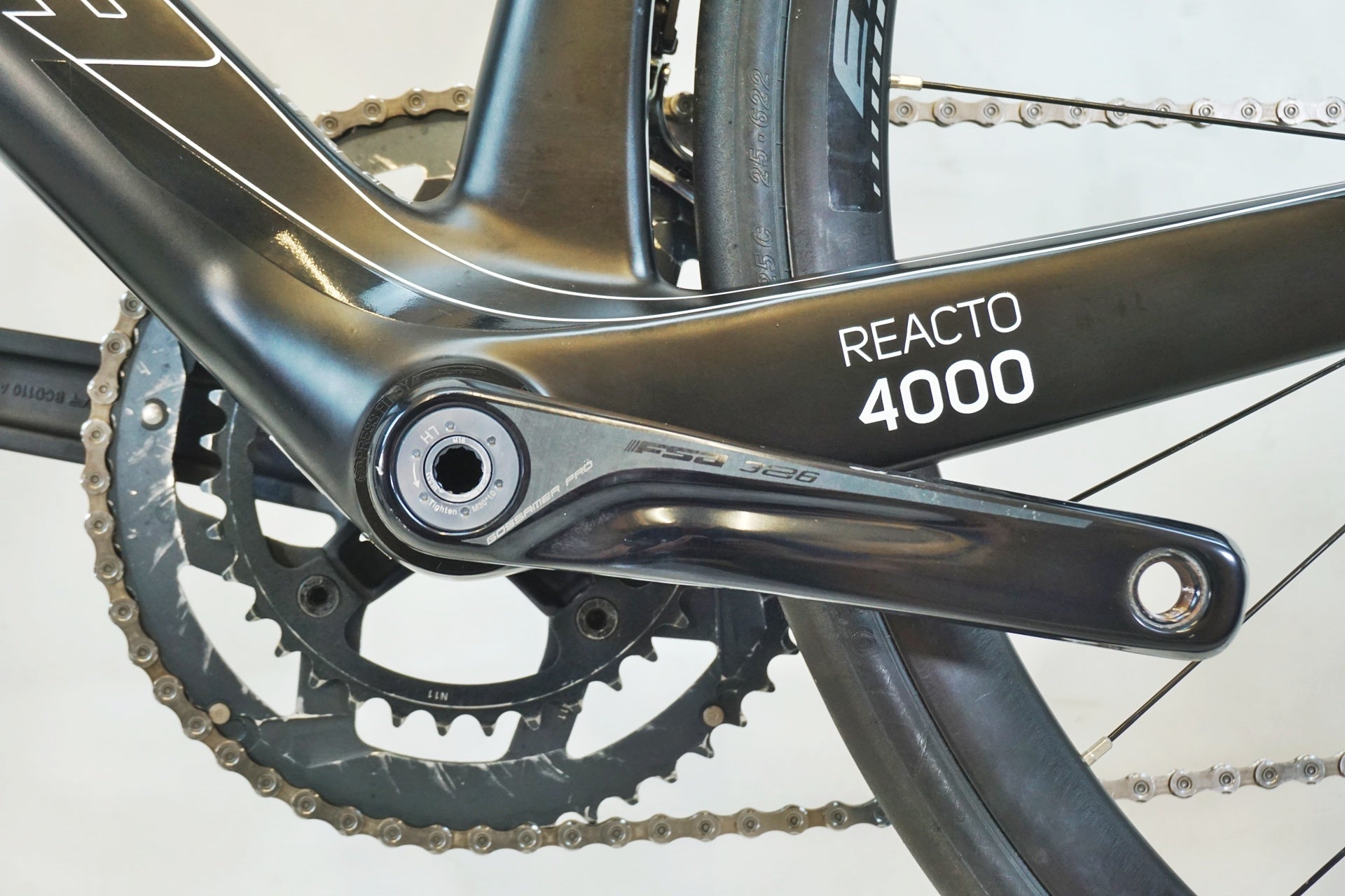 MERIDA 「メリダ」 REACTO 4000 DISC 2019年モデル ロードバイク / 有明ガーデン店