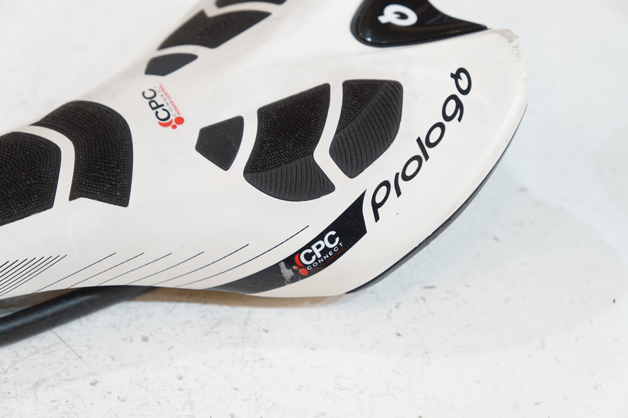 PROLOGO 「プロロゴ」 SCRATCH2 CPC サドル / バイチャリ浦和ベース