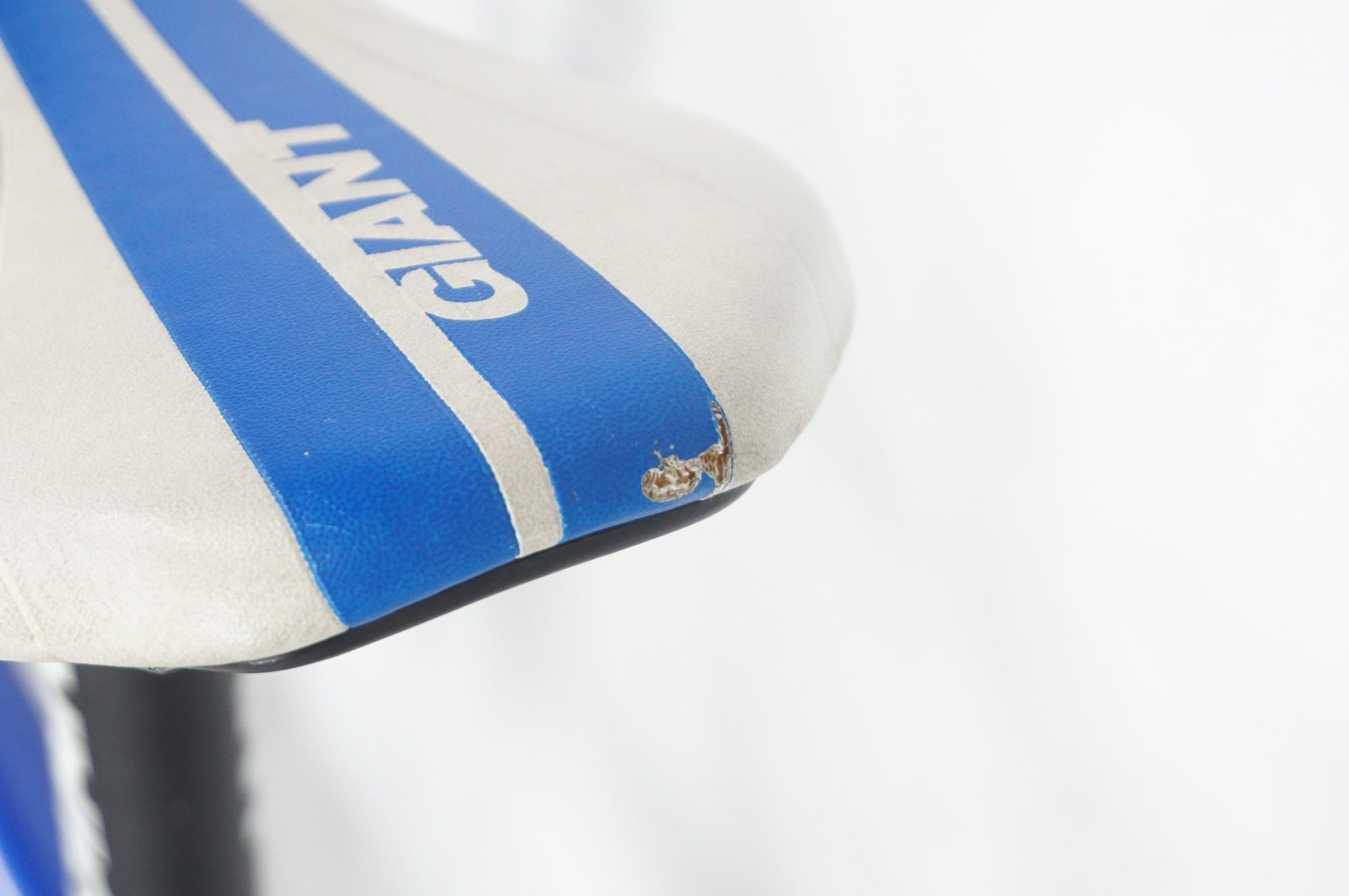 GIANT 「ジャイアント」 IDIOM2 2012年モデル 20インチ ミニベロ / 阪急塚口店