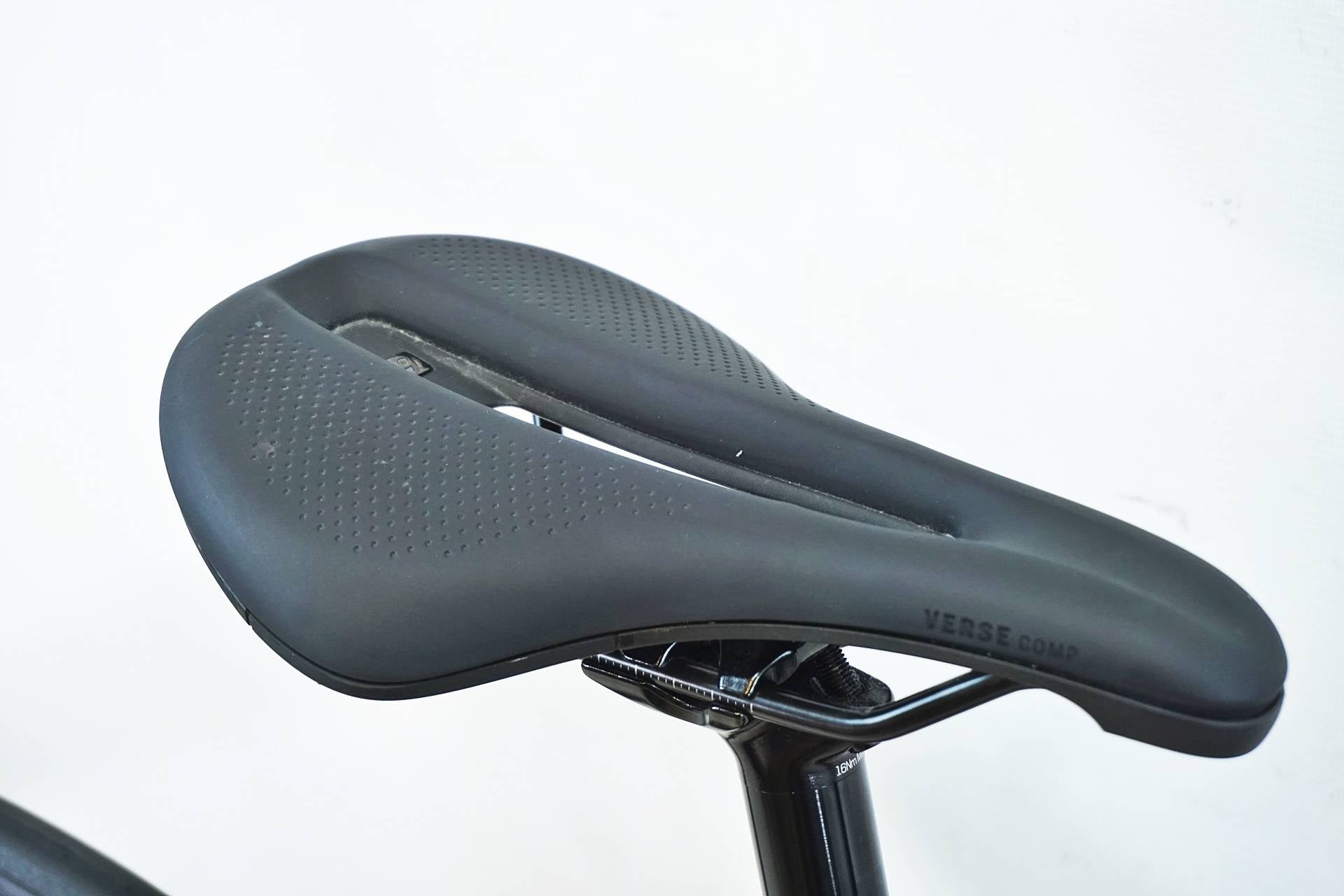 TREK 「トレック」 EMONDA ALR 5 2023年モデル ロードバイク / 有明ガーデン店