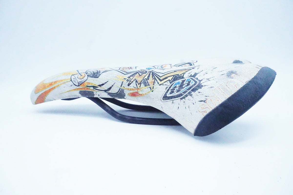 SELLE ITALIA「セライタリア」 TROY LEE DESIGNES サドル/ 京都西院店