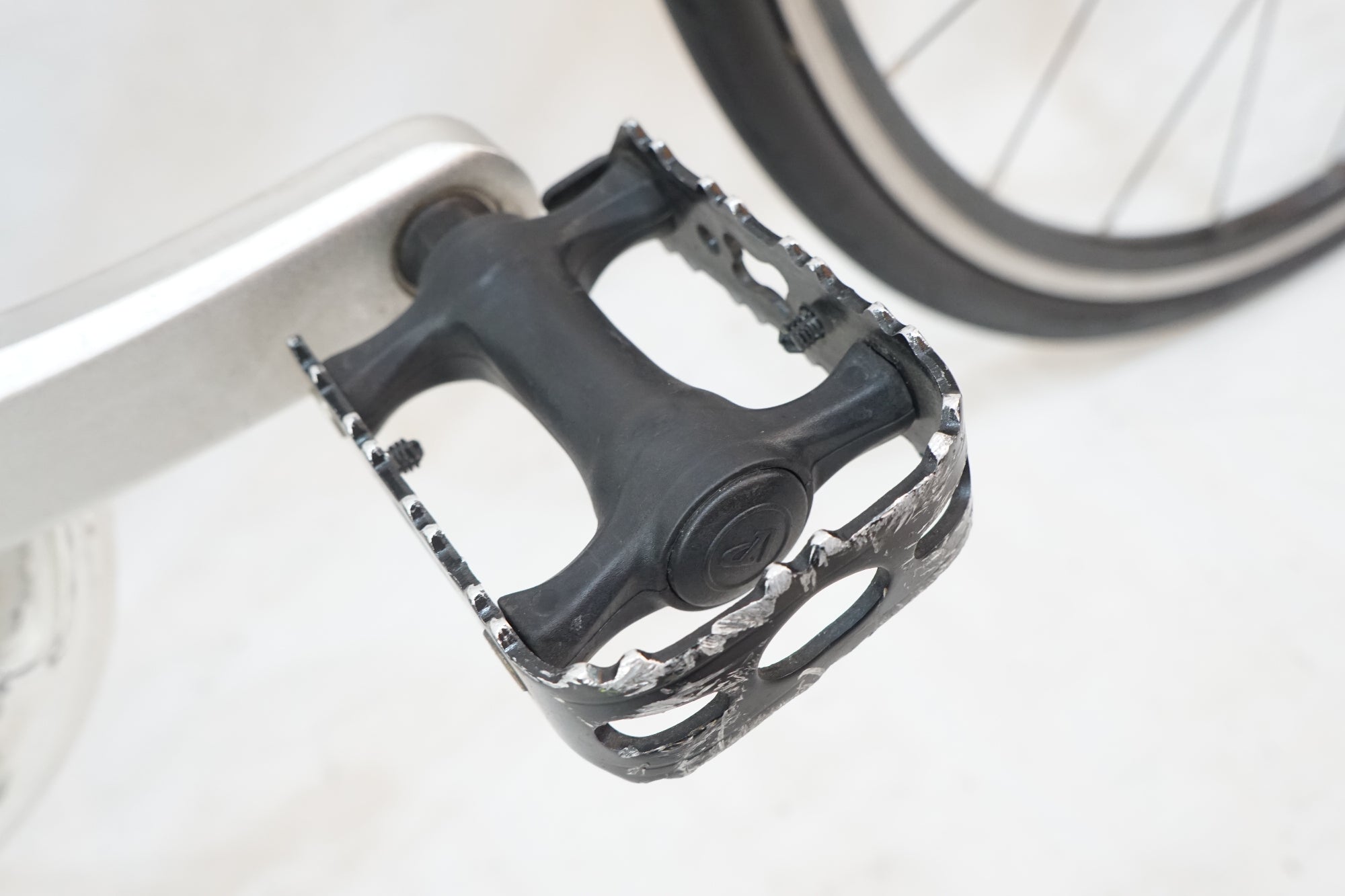 GIANT 「ジャイアント」 ESCAPE R3 MS 2022年モデル クロスバイク / バイチャリ浦和ベース