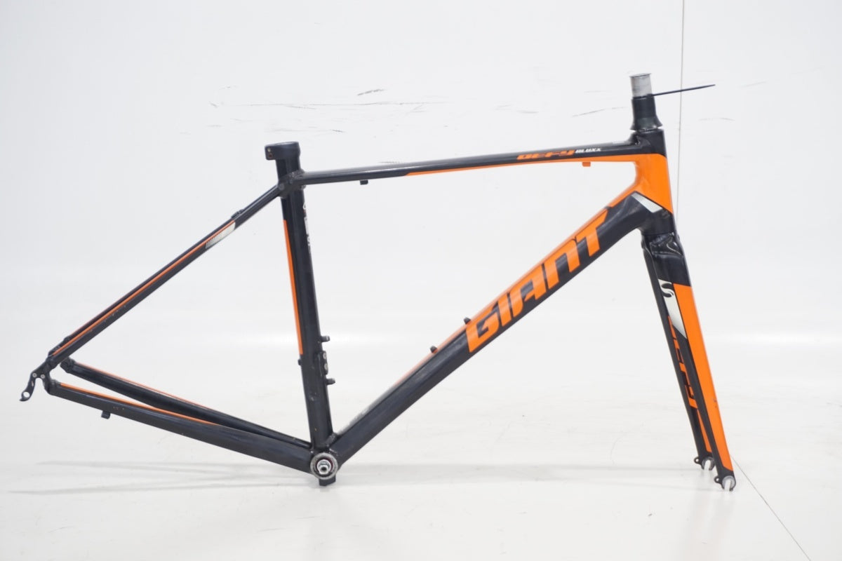 GIANT 「ジャイアント」 DEFY4 ALUXX 2016年モデル フレームセット / 滋賀大津店