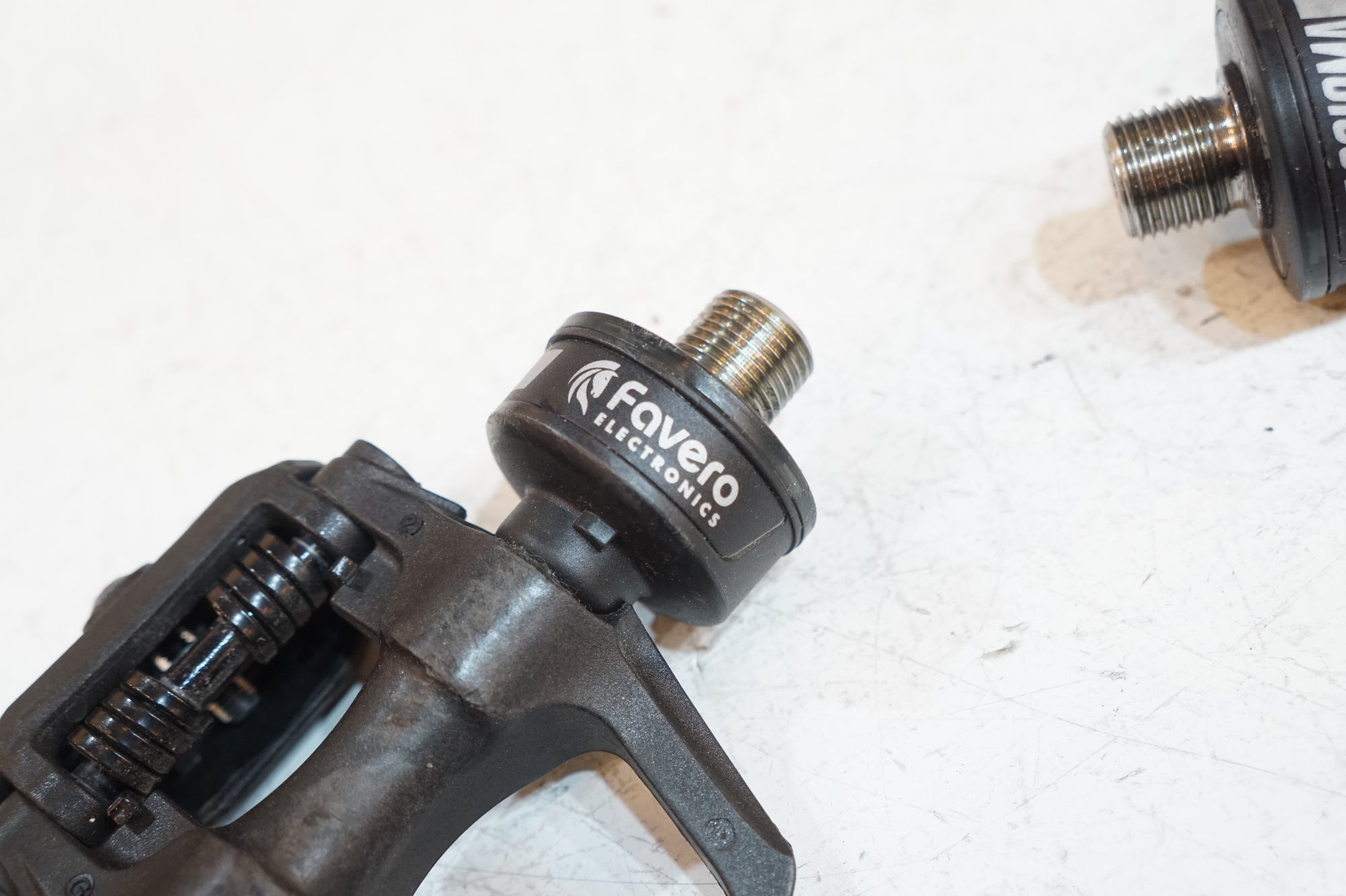 FAVERO 「ファヴェロ」 ASSIOMA DUO パワーメーター ペダル / バイチャリ浦和ベース