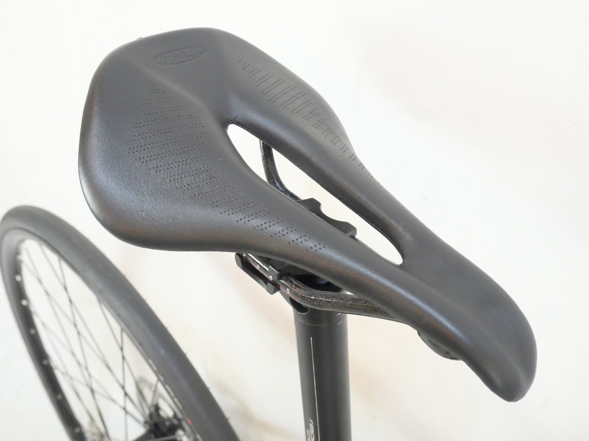 BIANCHI 「ビアンキ」 SPRINT DISC 105 2020年モデル ロードバイク / バイチャリ浦和ベース