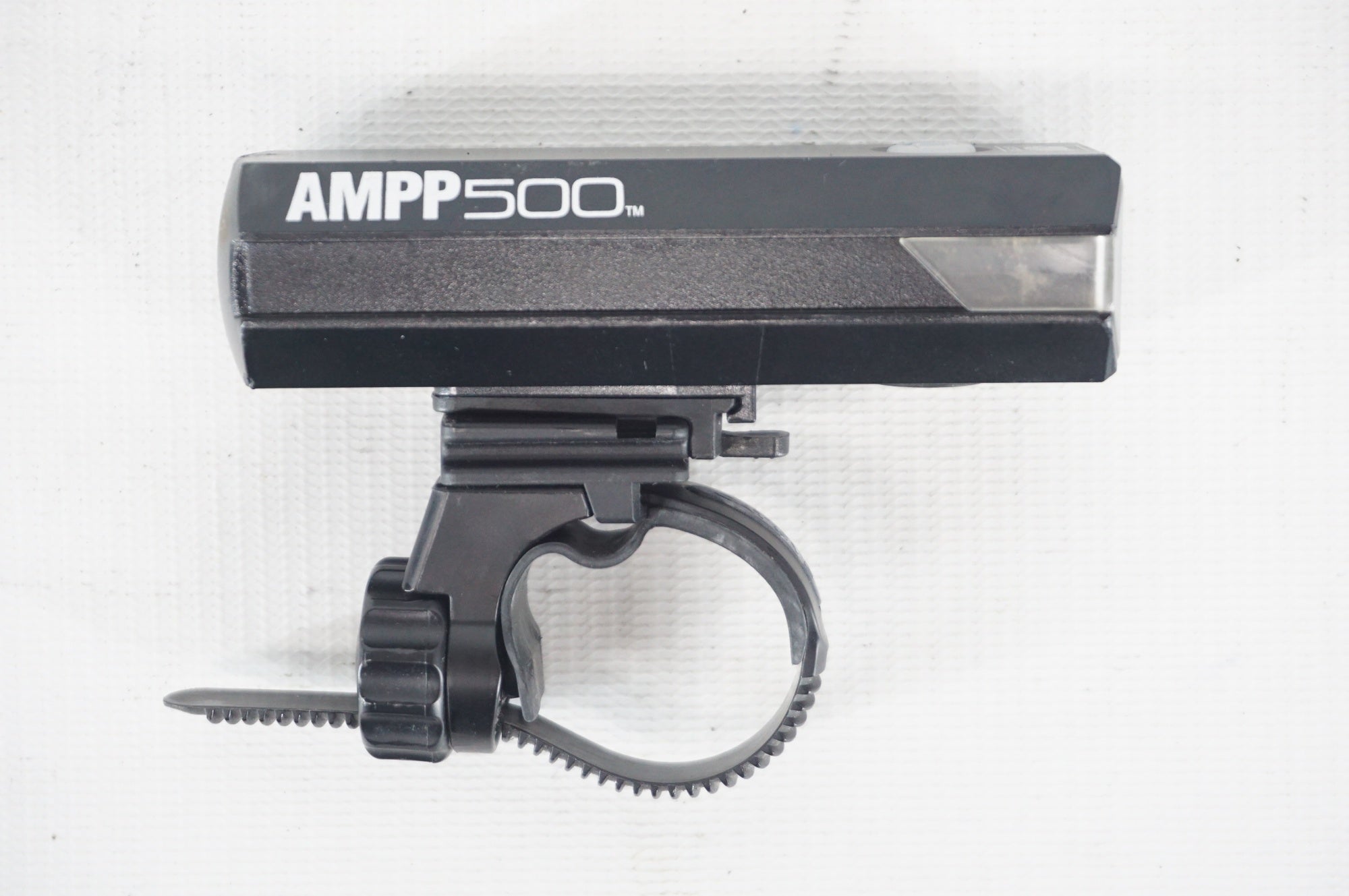 CATEYE 「キャットアイ」 AMPP500 フロントライト / 阪急塚口店