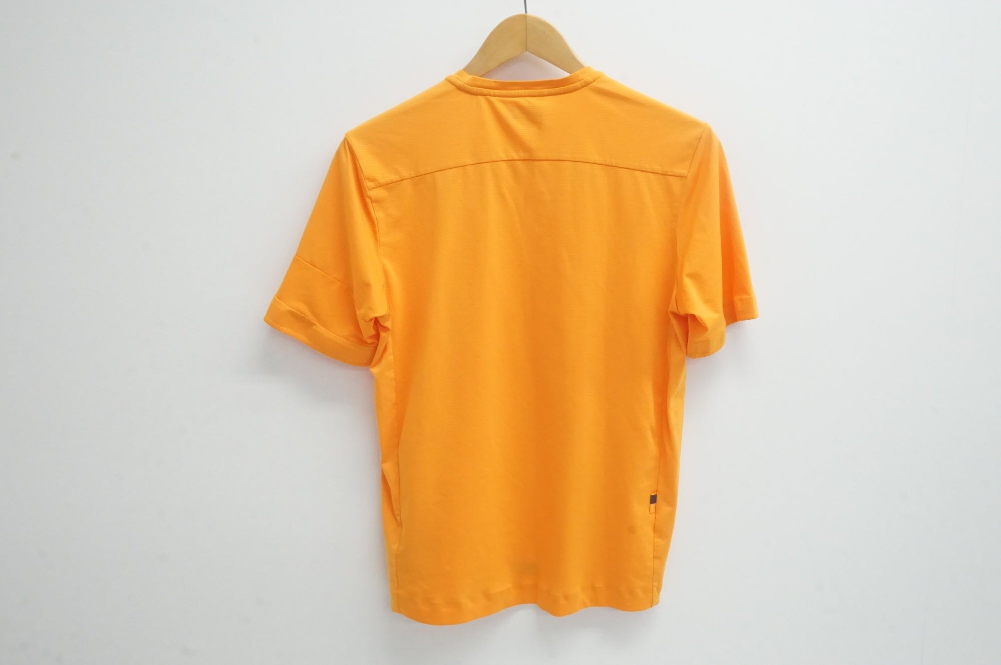 RAPHA 「ラファ」 TECHNICAL T-SHIRT Sサイズ メンズ Tシャツ / 福岡店