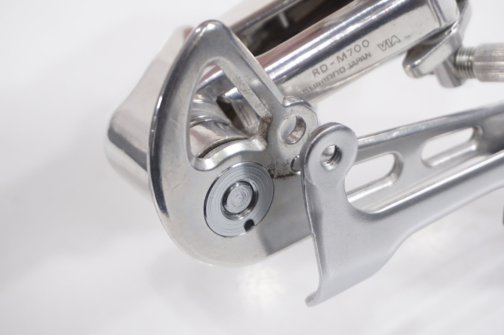 SHIMANO 「シマノ」 DEORE XT RD-M700 リアディレイラー / AKIBA店