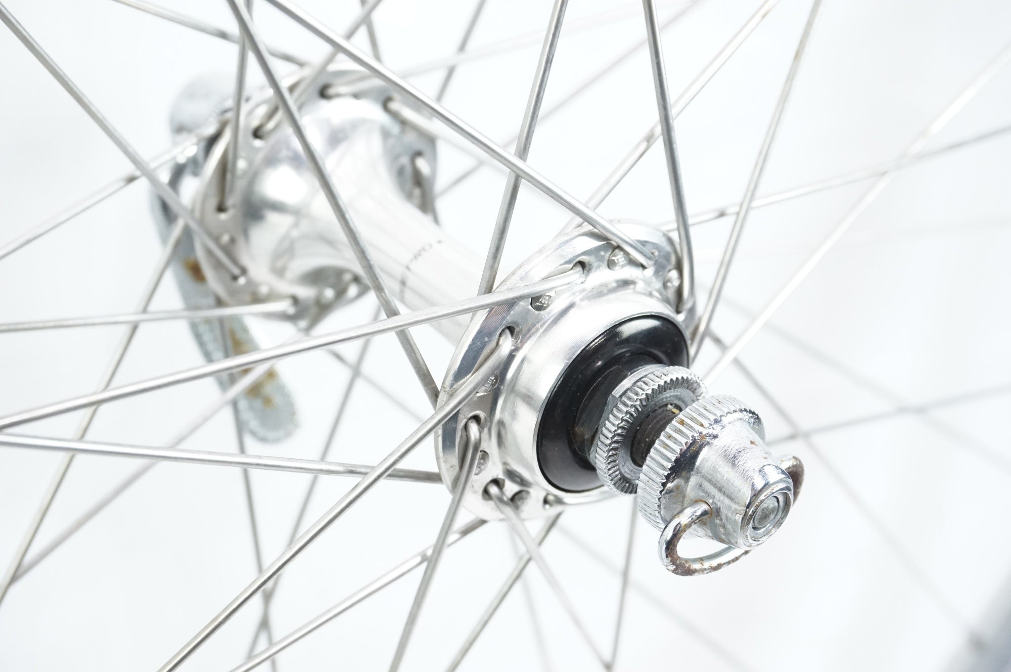 SUNTOUR 「サンツアー」 SUPERBE PRO BH-1500 / CAMPAGNOLO LAMBDA AERO ボスフリー ホイールセット / 中目黒店