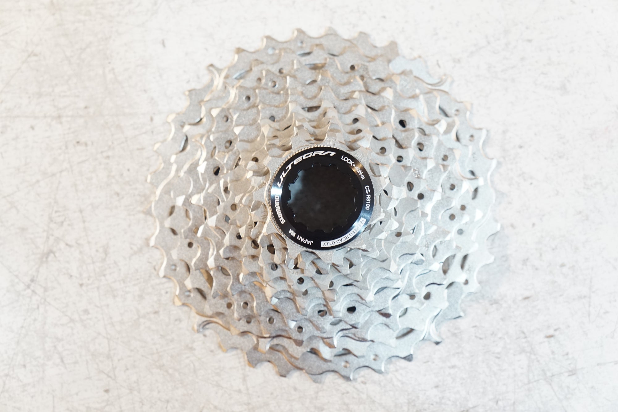 SHIMANO 「シマノ」 ULTEGRA CS-R8100 11-34T 12S スプロケット