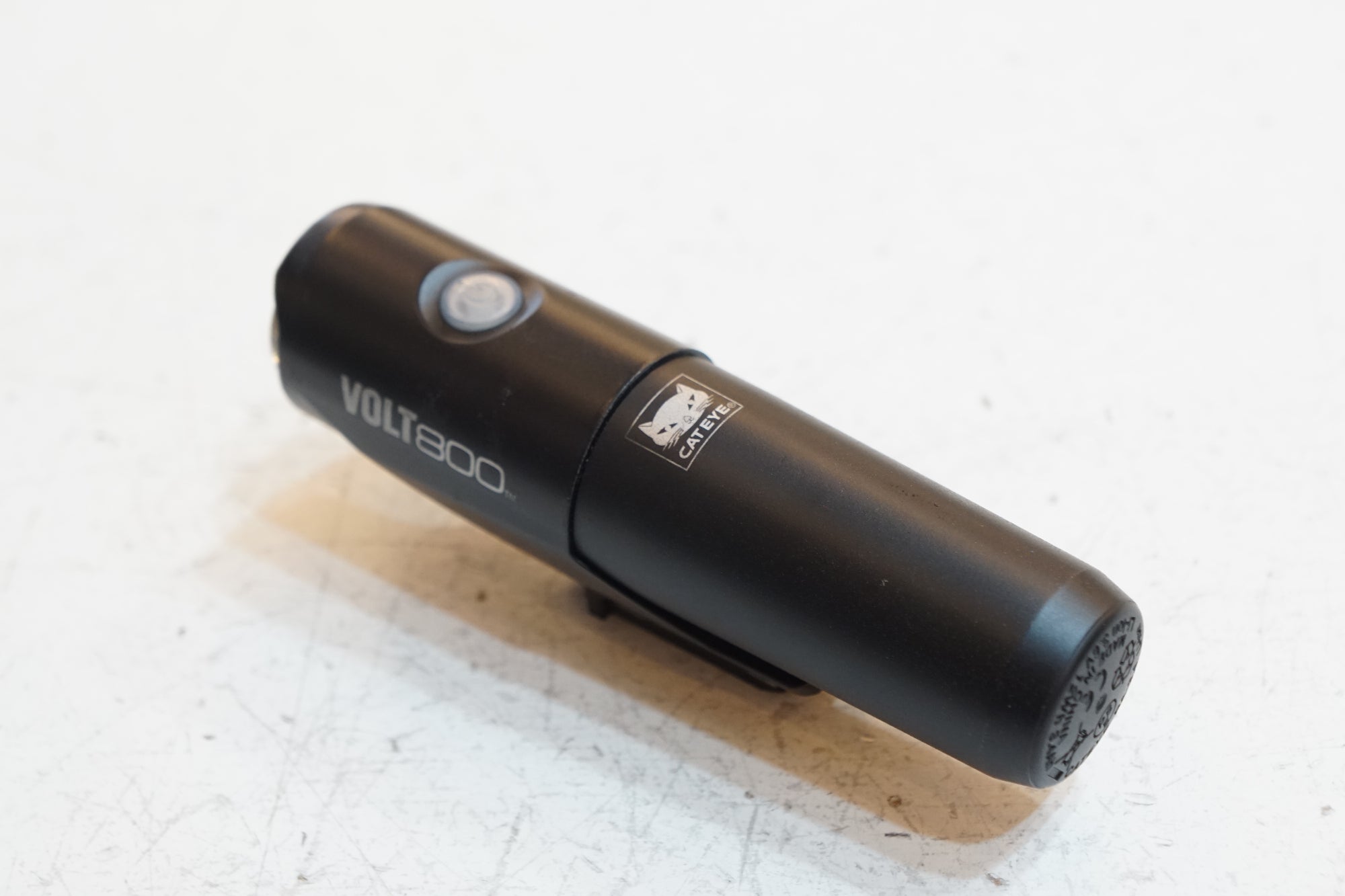 CATEYE 「キャットアイ」 VOLT800 フロントライト / バイチャリ浦和ベース