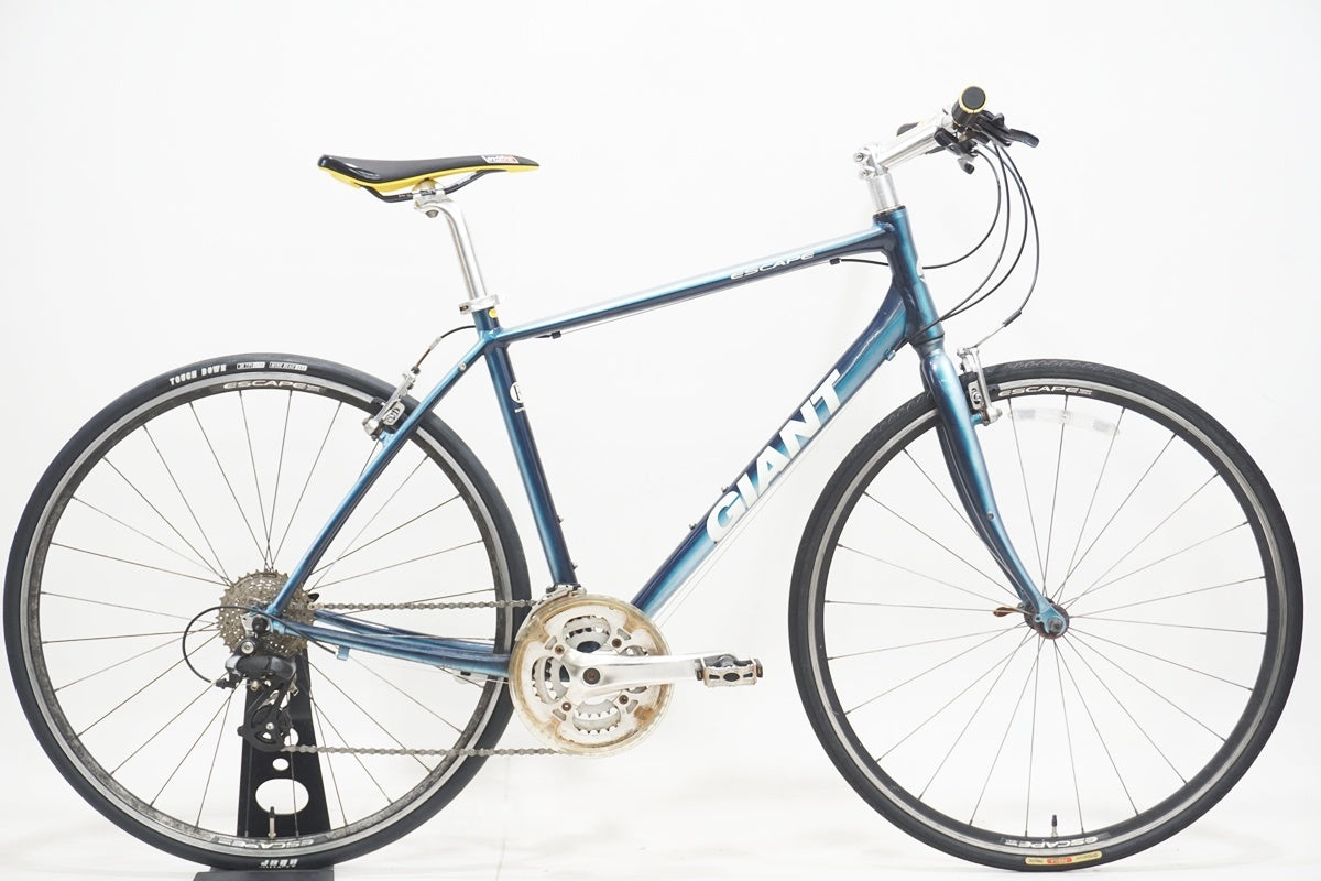 GIANT 「ジャイアント」 ESCAPE R3 2015年ごろ クロスバイク/ 京都西院