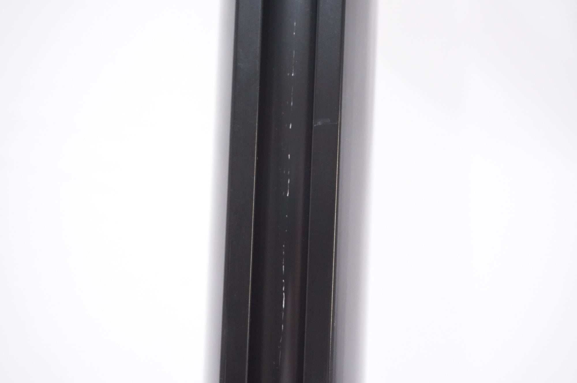 FEEDBACK SPORTS 「フィードバックスポーツ」 VELO COLUMN ディスプレイスタンド / AKIBA店