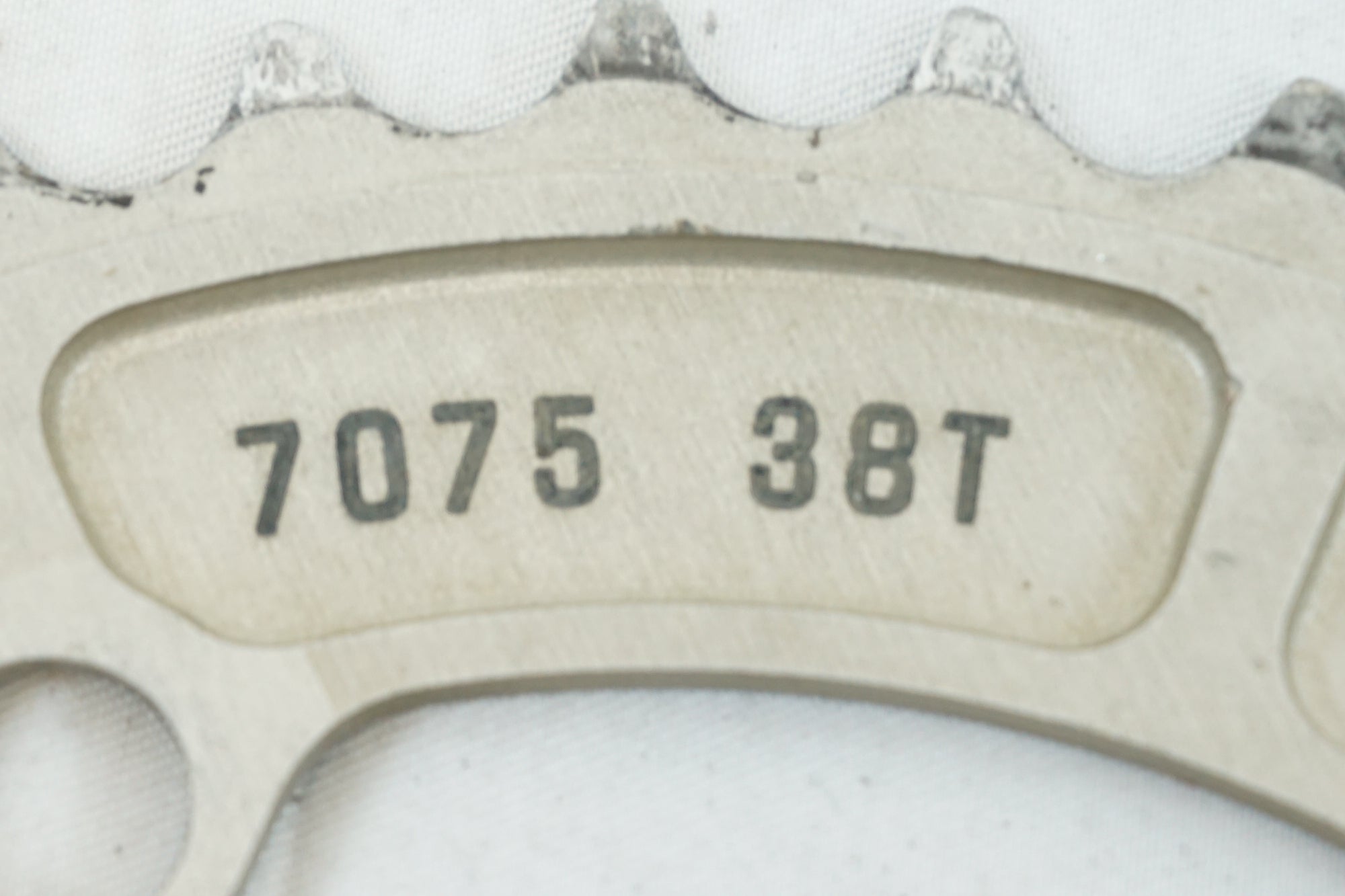 E-THIRTEEN 「イーサーティーン」 チェーンリングセット / 有明ガーデン店