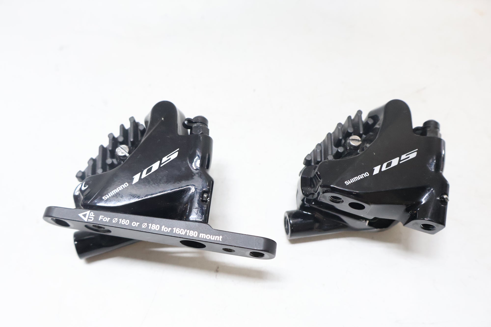 最先端 「シマノ」 SHIMANO 105 ディスクブレーキキャリパー BR-R7070 パーツ