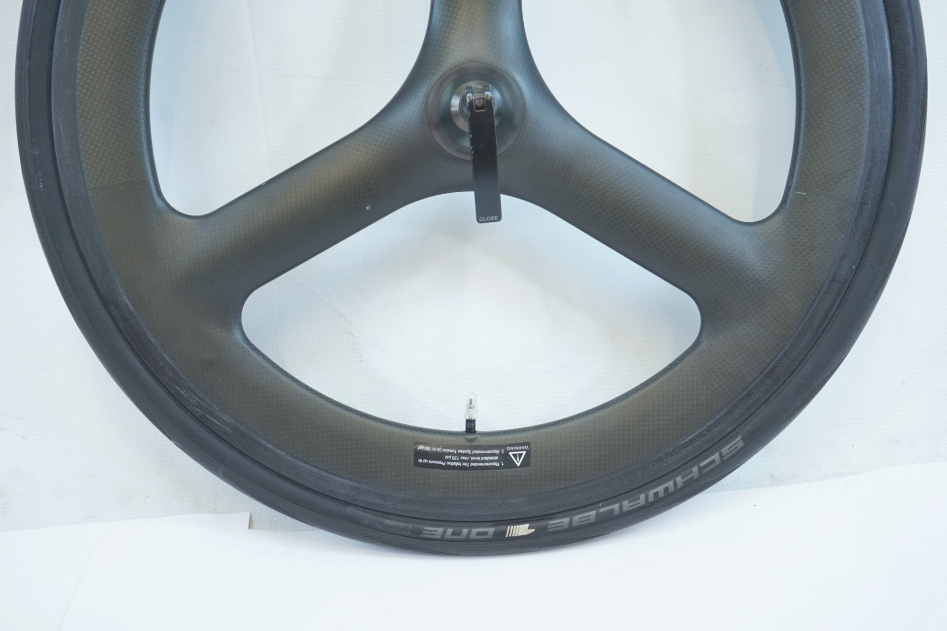 KITT DESIGN 「キット デザイン」 CARBON WHEEL シマノ 11S バトン ホイール / 有明ガーデン店