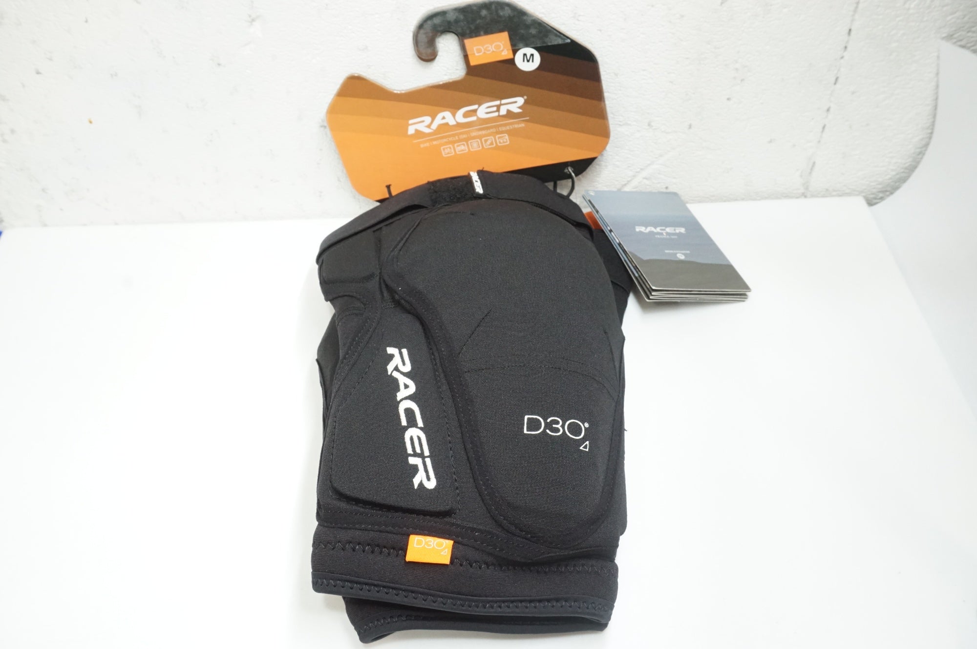 RACER 「レーサー」 PROFILE KNEE Mサイズ プロテクター / 大宮店