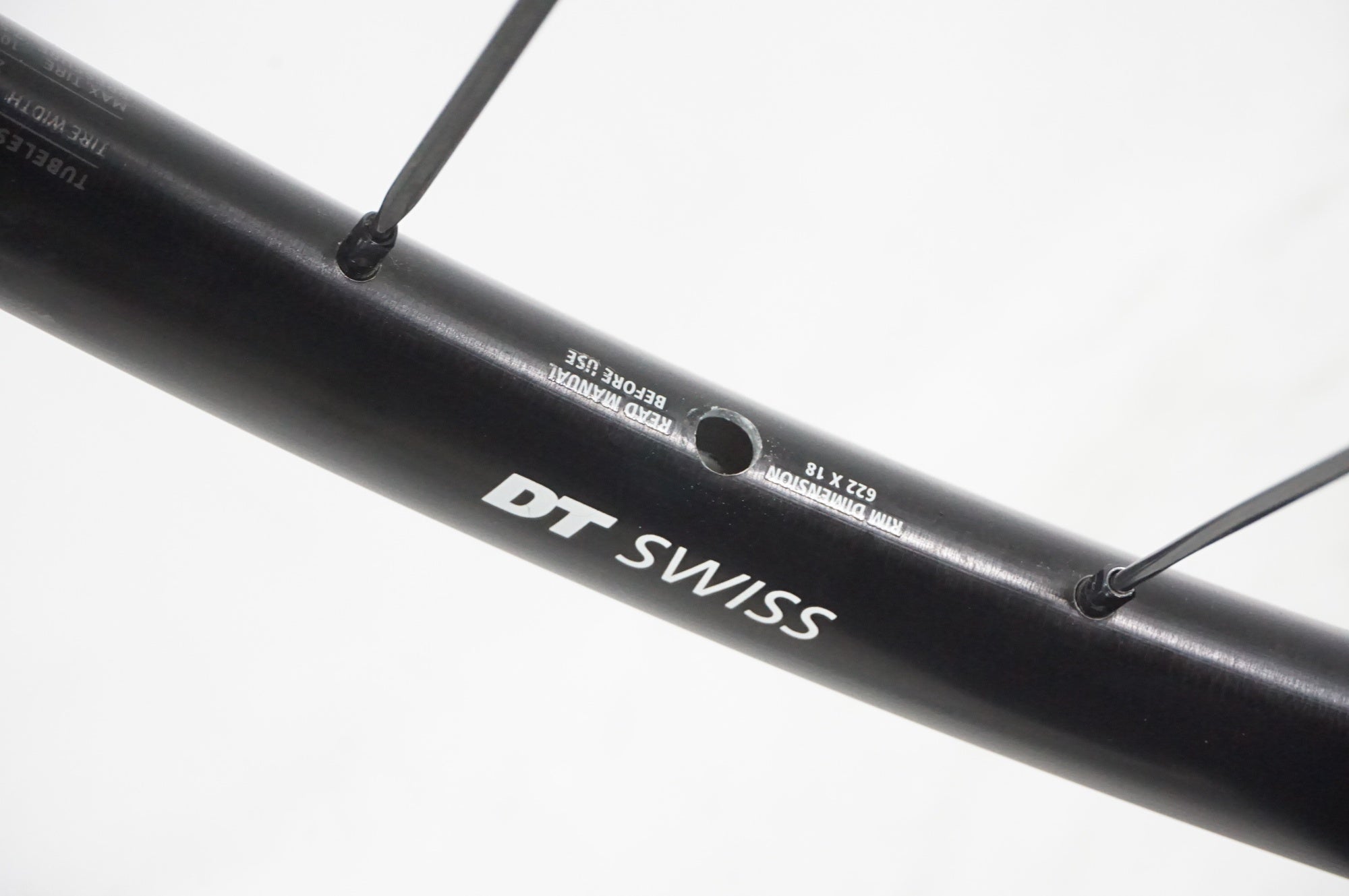 DT SWISS 「ディーティースイス」 P1800 SPLINE 23 DISC シマノ11速 ホイールセット / AKIBA店