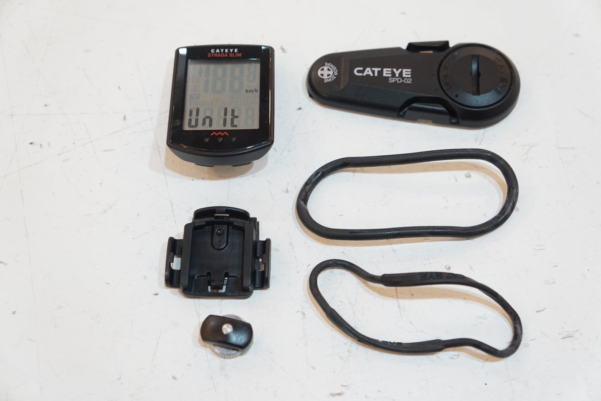 CATEYE 「キャットアイ」 STRADA SLIM サイクルコンピューター / バイチャリ浦和ベース