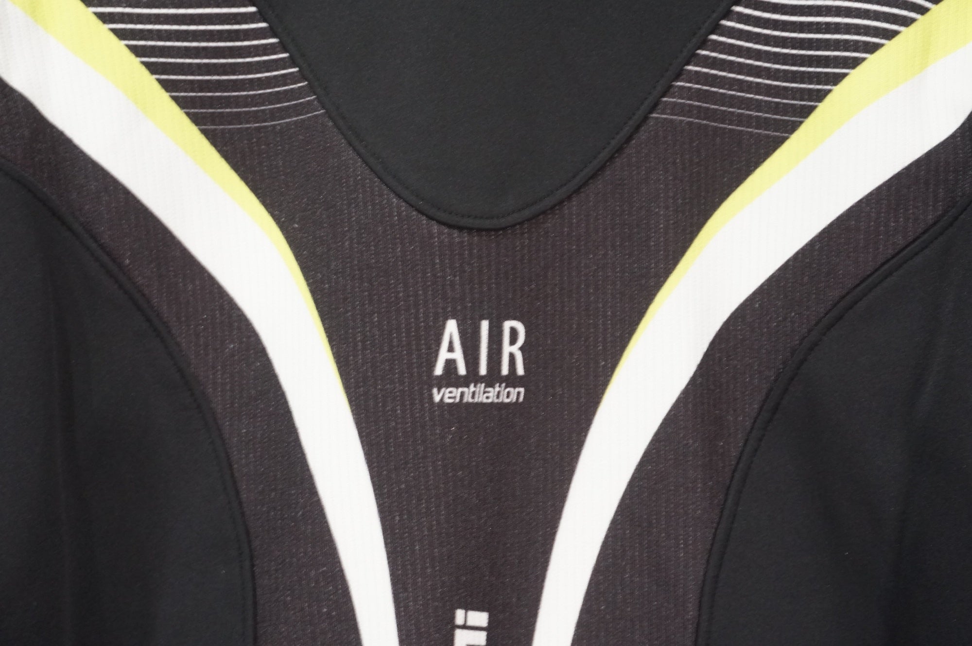 PEARL IZUMI 「パールイズミ」 AIR VENTILATION Lサイズ ジャケット / AKIBA店
