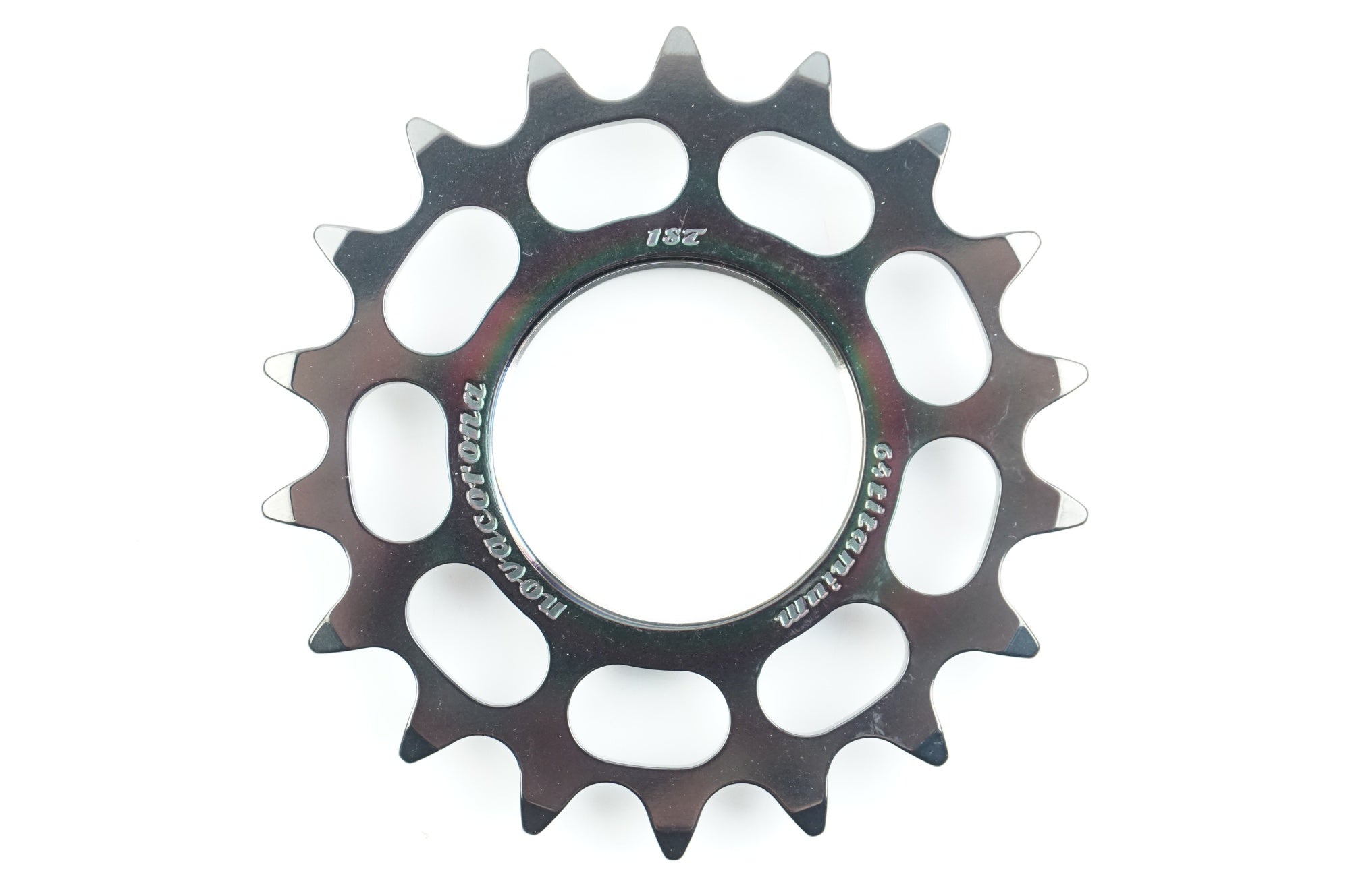 NOVACORONA 「ノバコローナ」 64チタン 18T コグ / 中目黒店