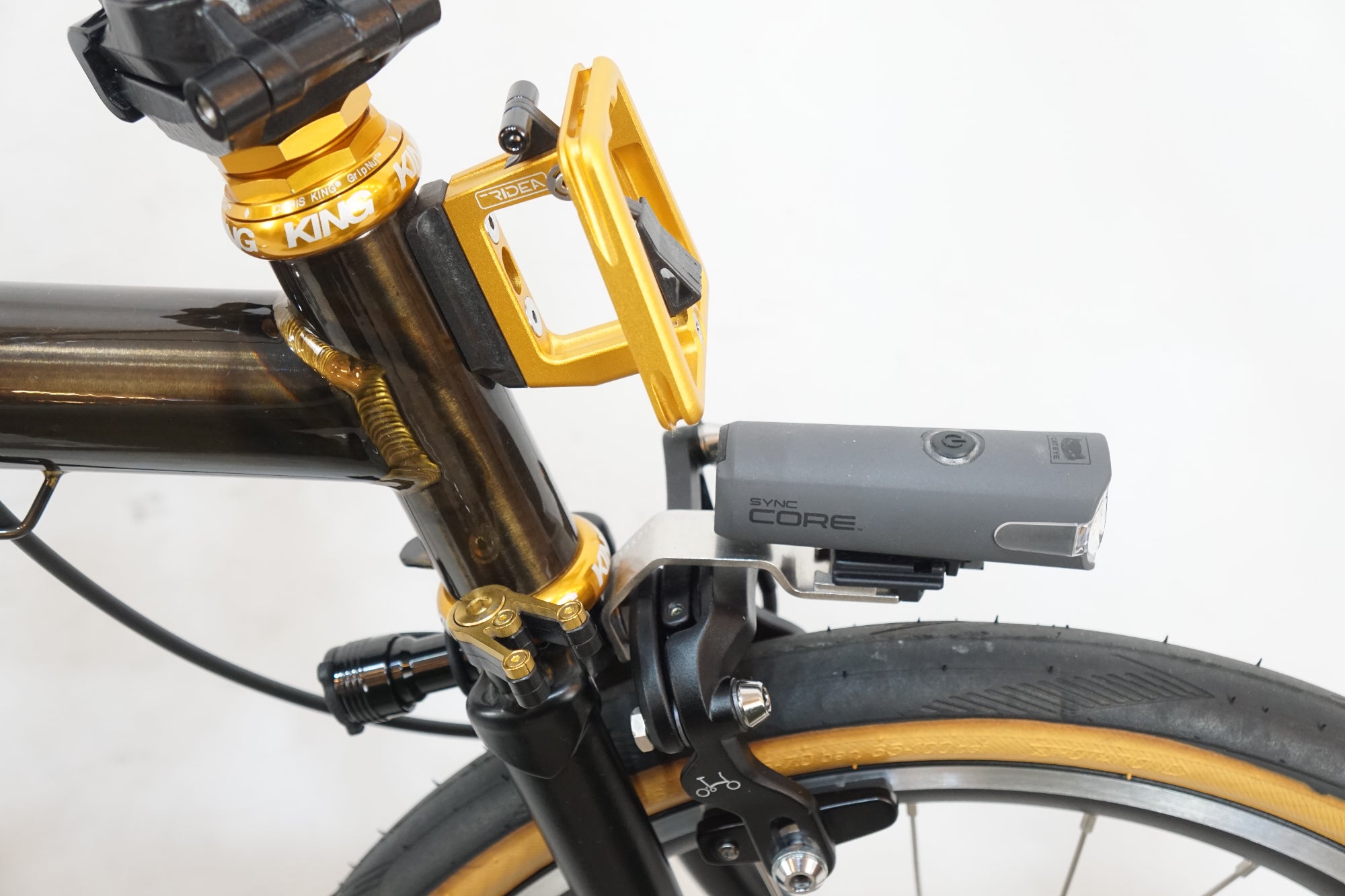 BROMPTON 「ブロンプトン」 C LINE EXPLORE 2023年モデル 16インチ 折り畳み自転車 / バイチャリ浦和ベース