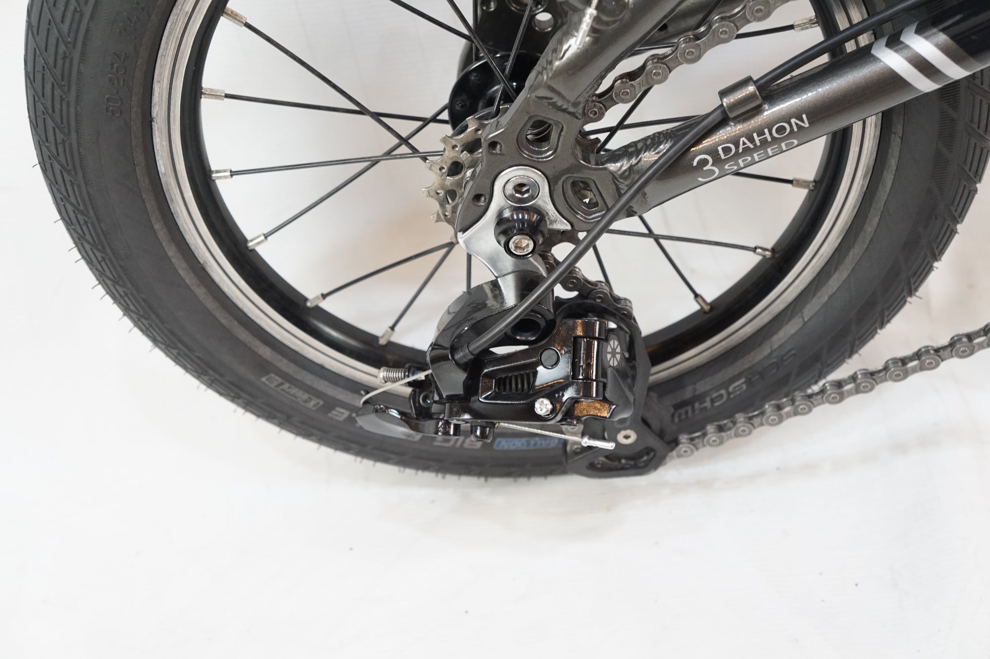 DAHON 「ダホン」 K3 2025年モデル 14インチ 折り畳み自転車 / バイチャリ浦和ベース