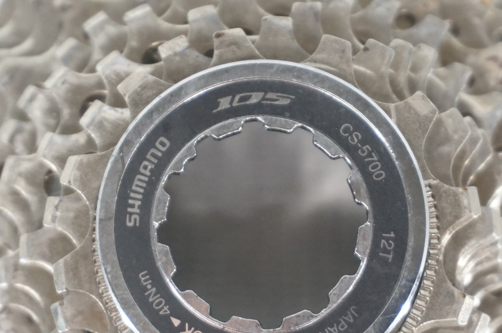 SHIMANO 「シマノ」 105 CS-5700 12-25T スプロケット / 阪急塚口店