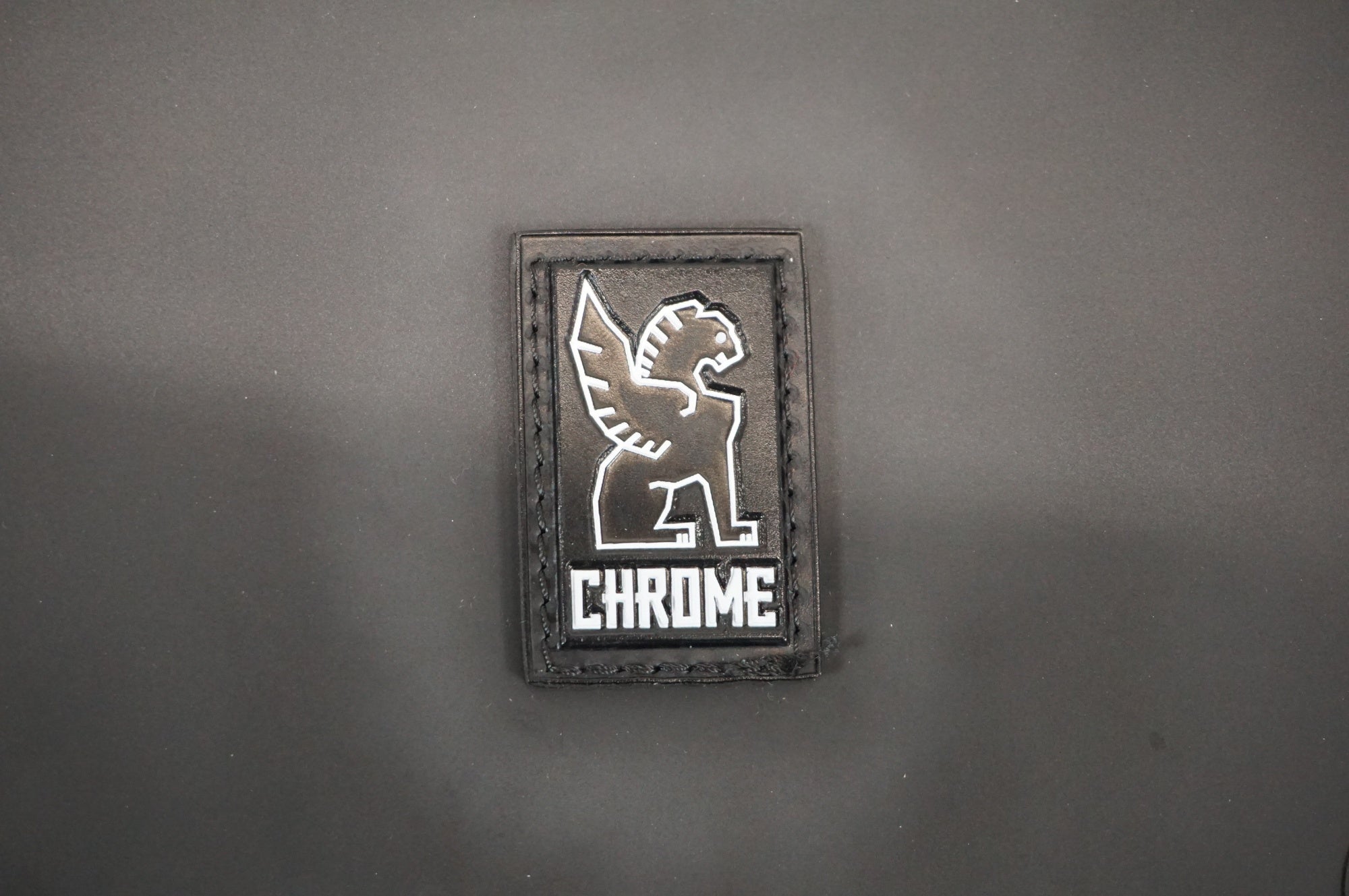 CHROME 「クローム」 KADET MESSENGER ボディバッグ / 宇都宮店