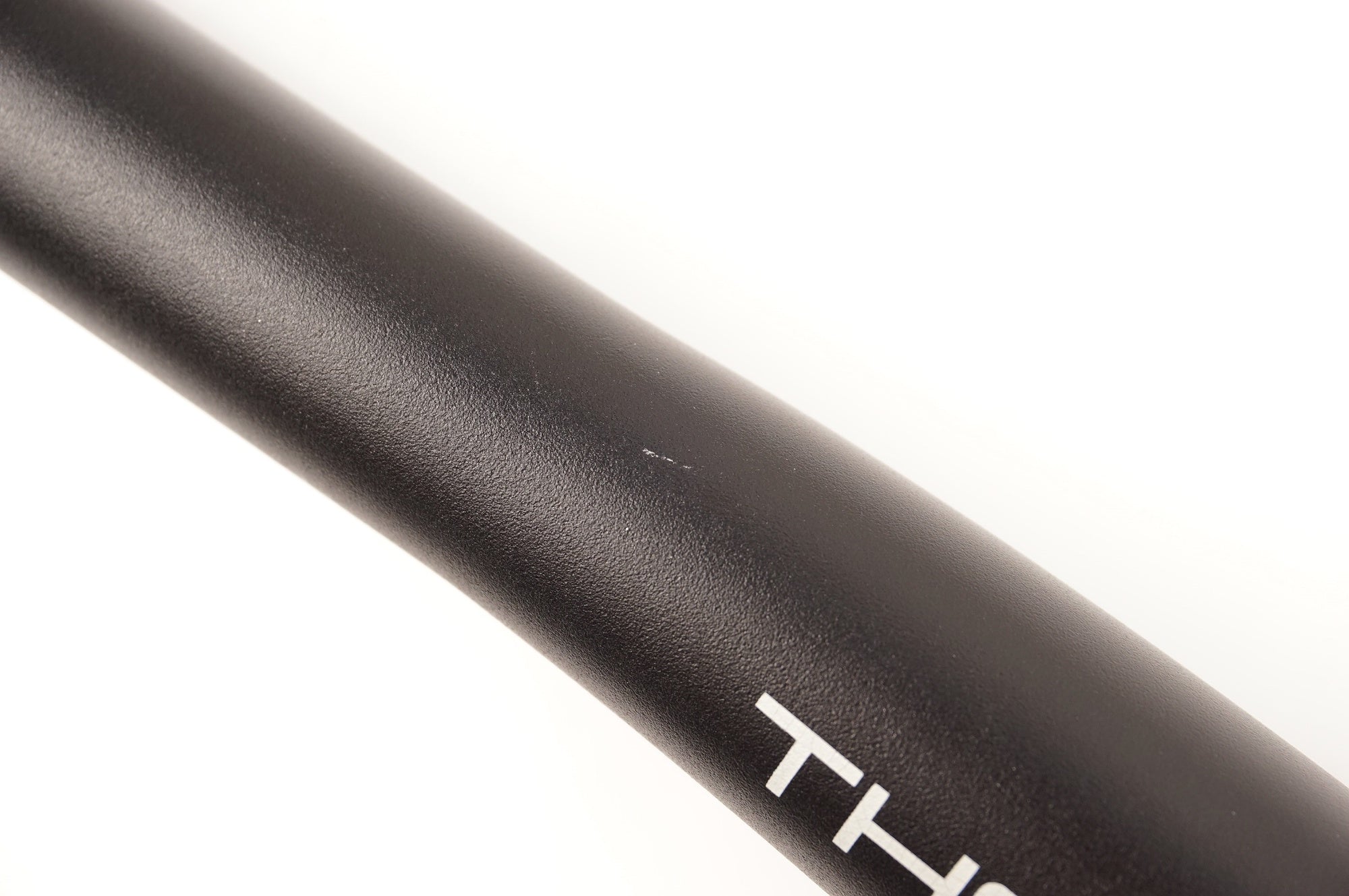 THOMSON 「トムソン」 TRAIL AL φ31.8 670mm ハンドル / 中目黒店