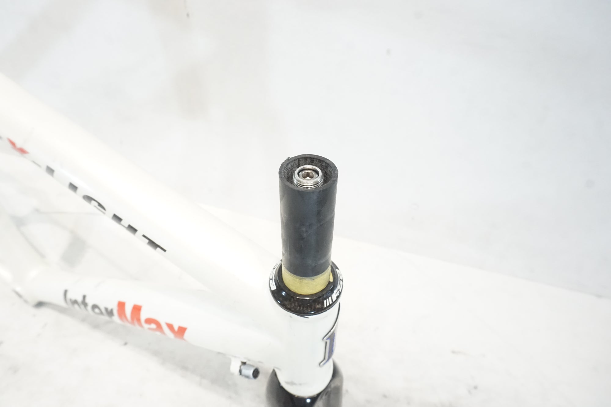 INTERMAX 「インターマックス」 X LIGHT 2007年モデル ロードバイク / 横浜戸塚店