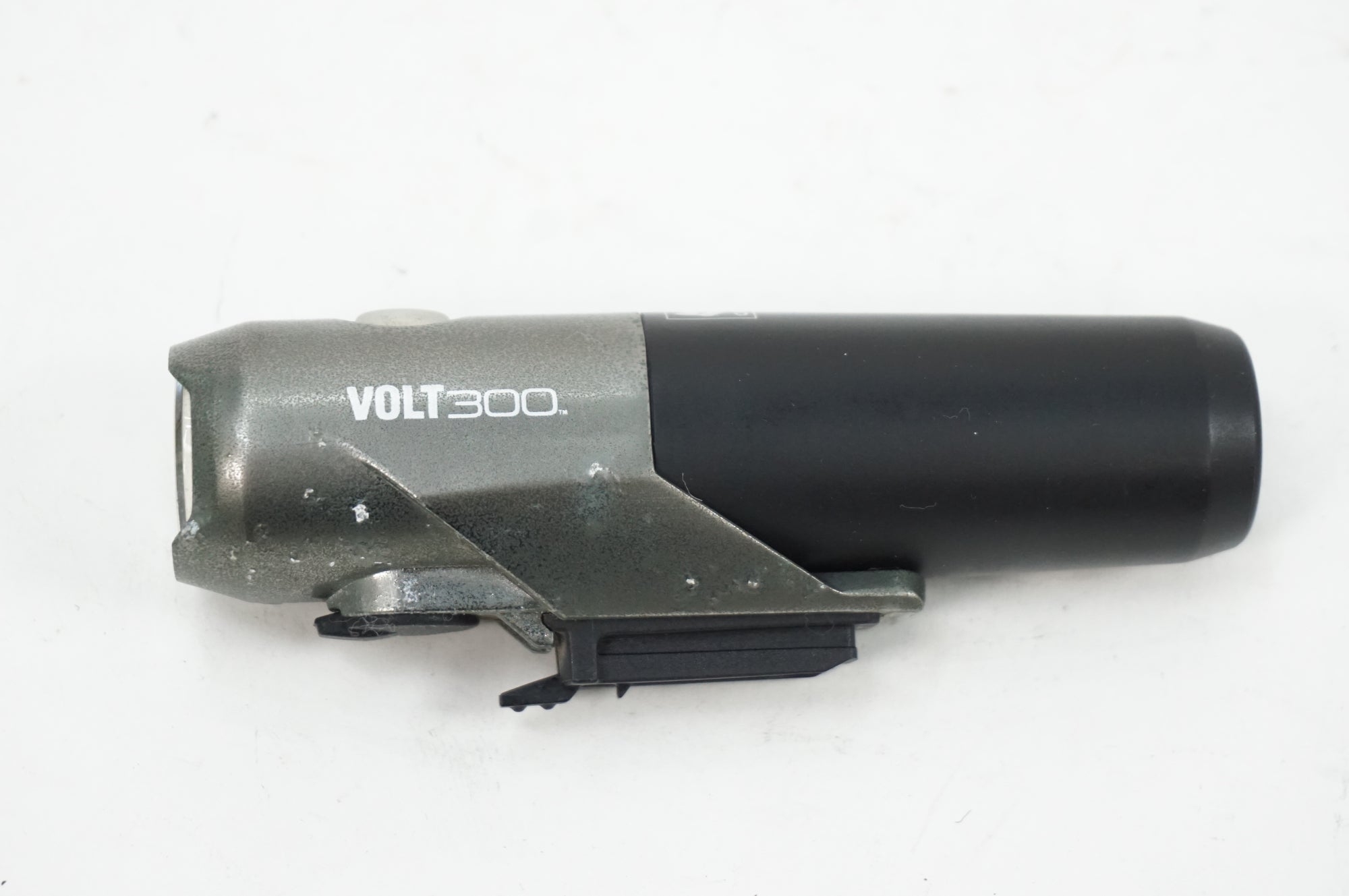 CATEYE 「キャットアイ」 VOLT300 フロントライト / 川越店