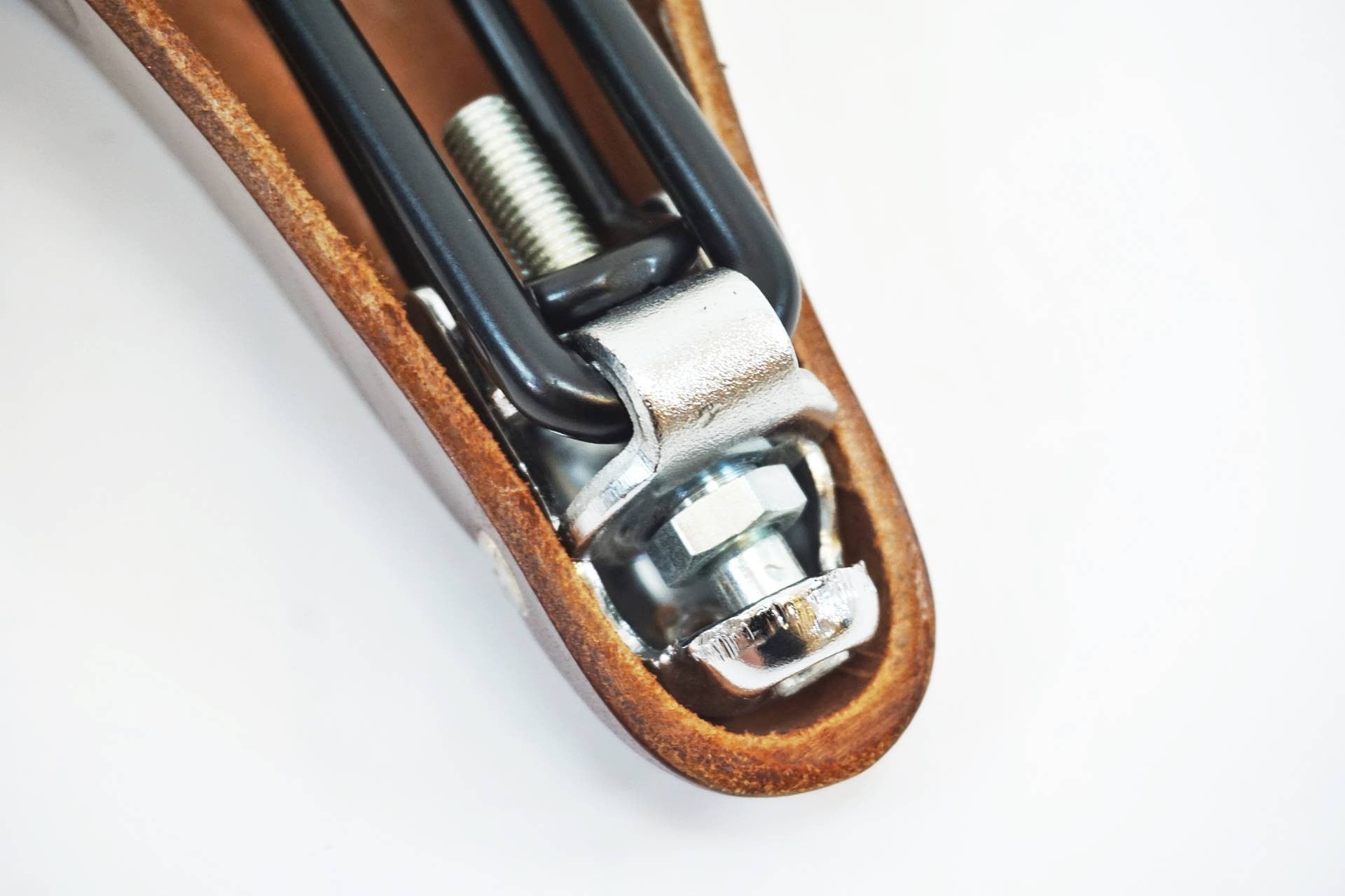 BROOKS 「ブルックス」 B67 サドル / 有明ガーデン店