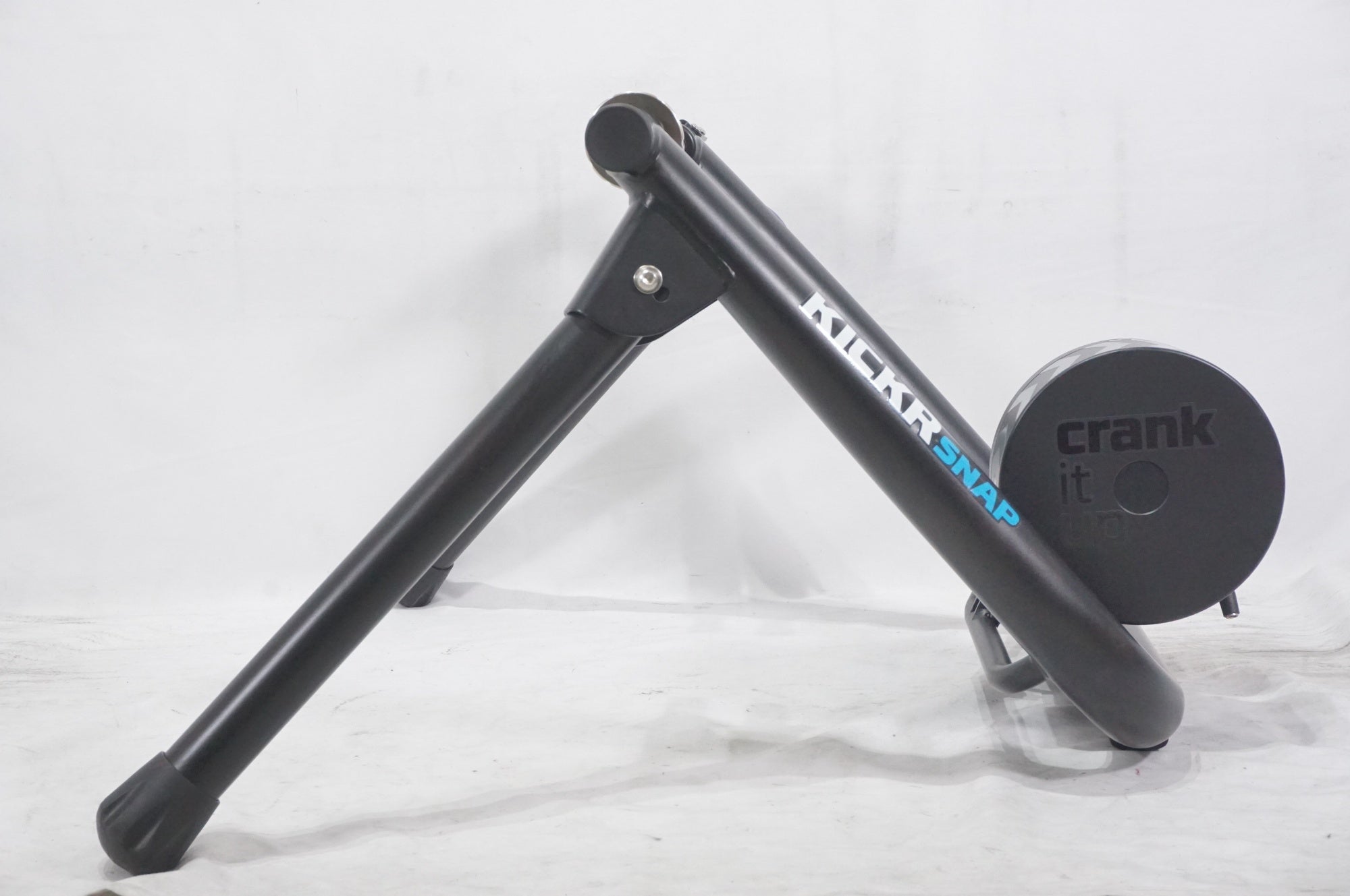 WAHOO 「ワフー」 KICKR SNAP スマートトレーナー / AKIBA店