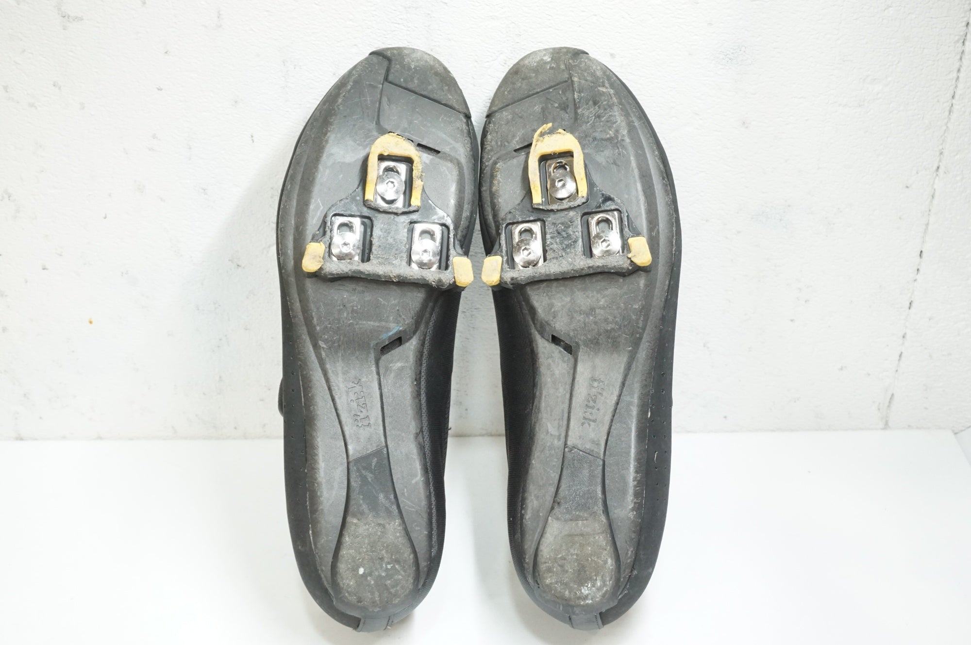 FIZIK 「フィジーク」 TEMPO OVERCURVE R4 EU44サイズ シューズ / 大宮店