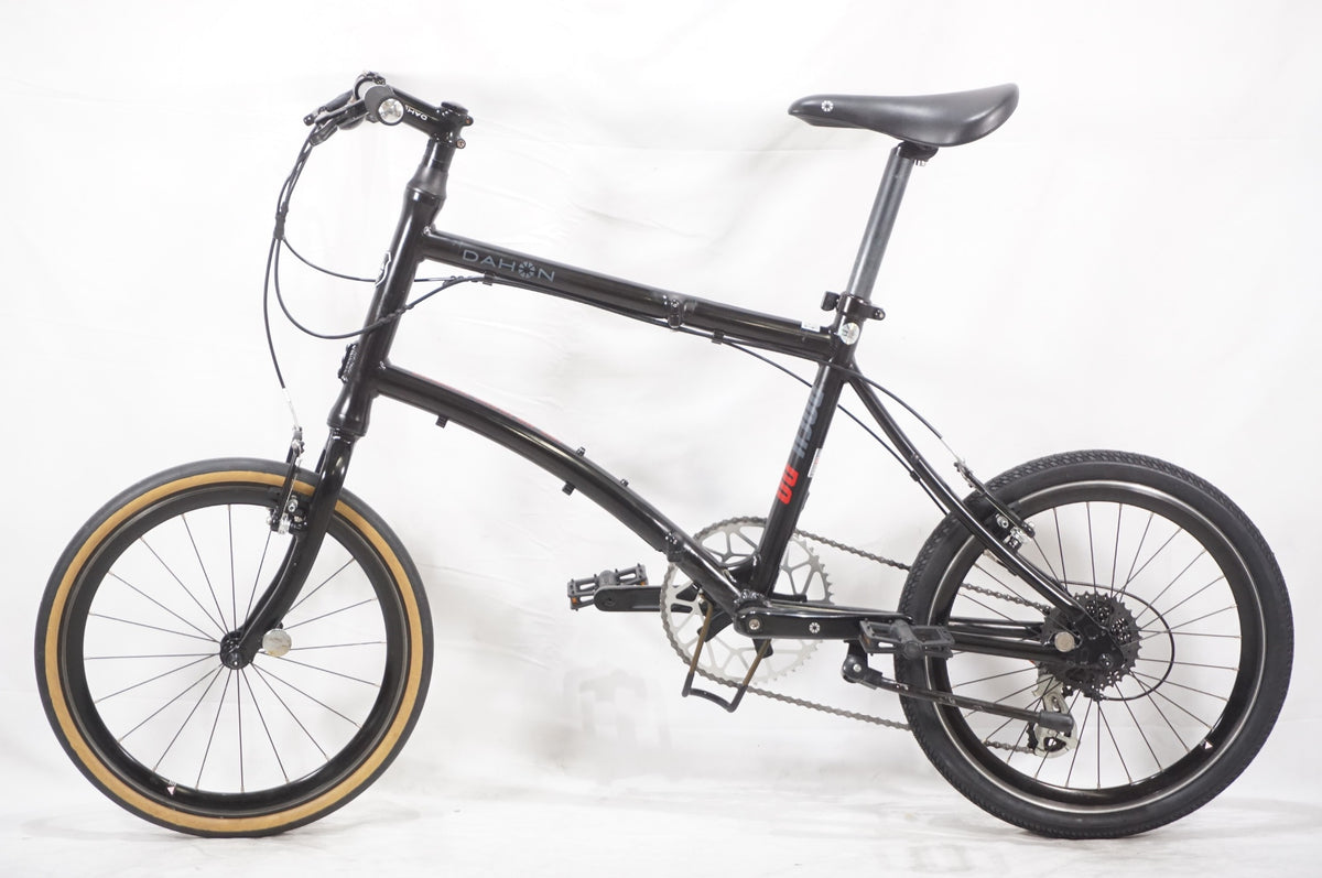 DAHON 「ダホン」 DASH P8 2018年モデル 20インチ 折り畳み自転車 / AKIBA店