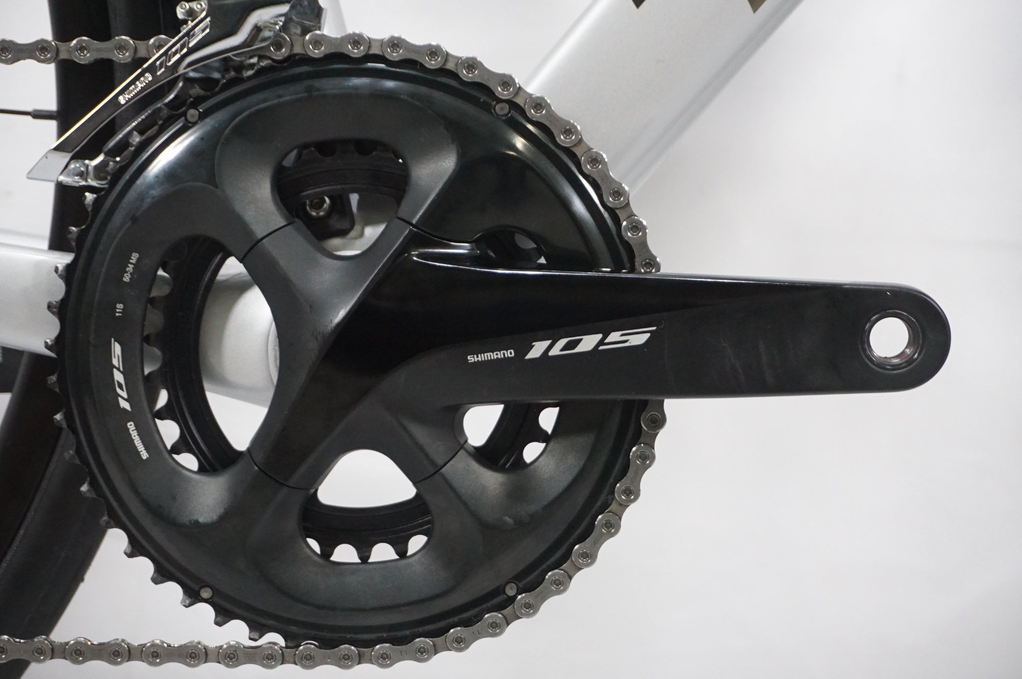 TREK 「トレック」 EMONDA SL5 DISC 2021年モデル ロードバイク / AKIBA店
